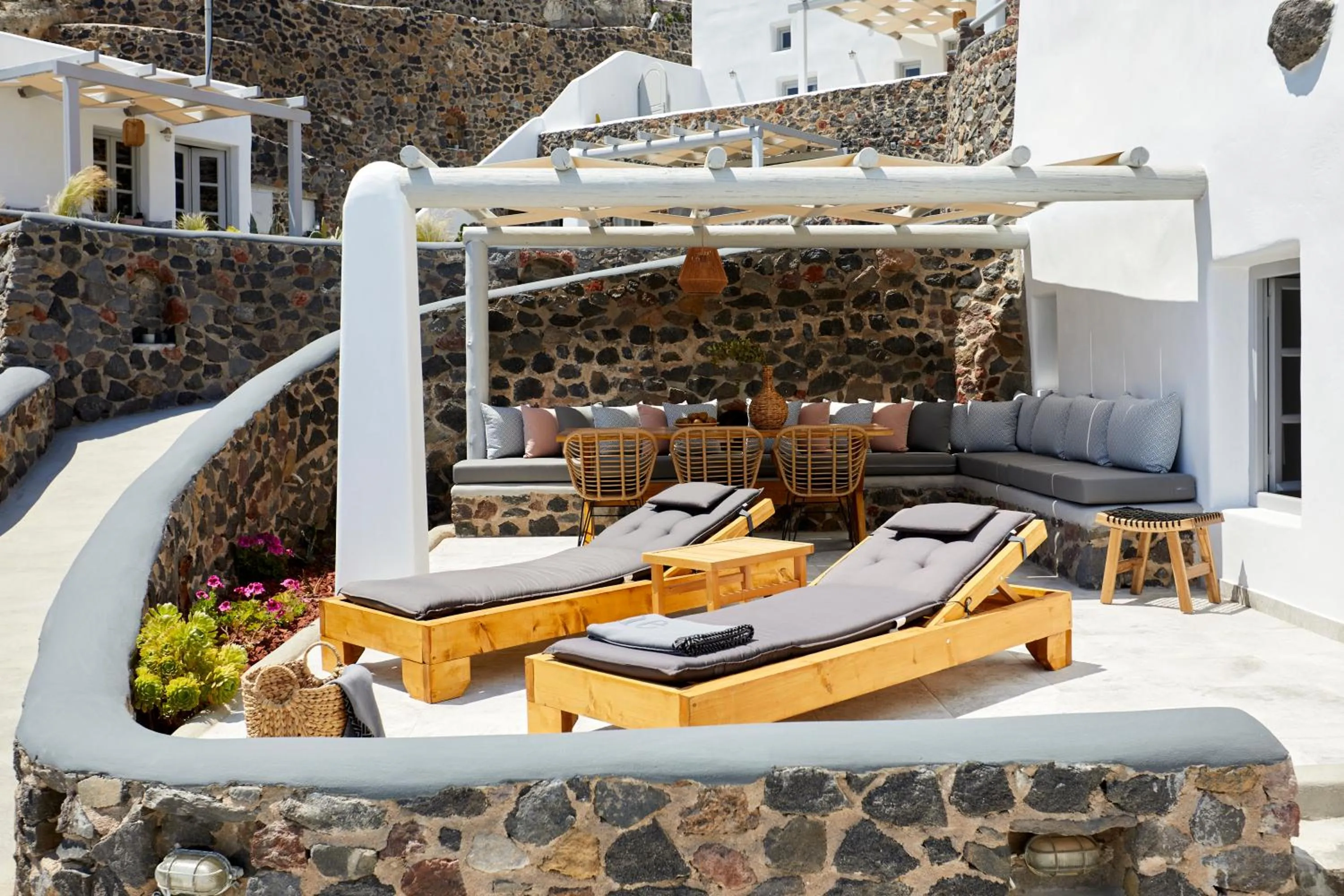 Patio in El Verano Suites