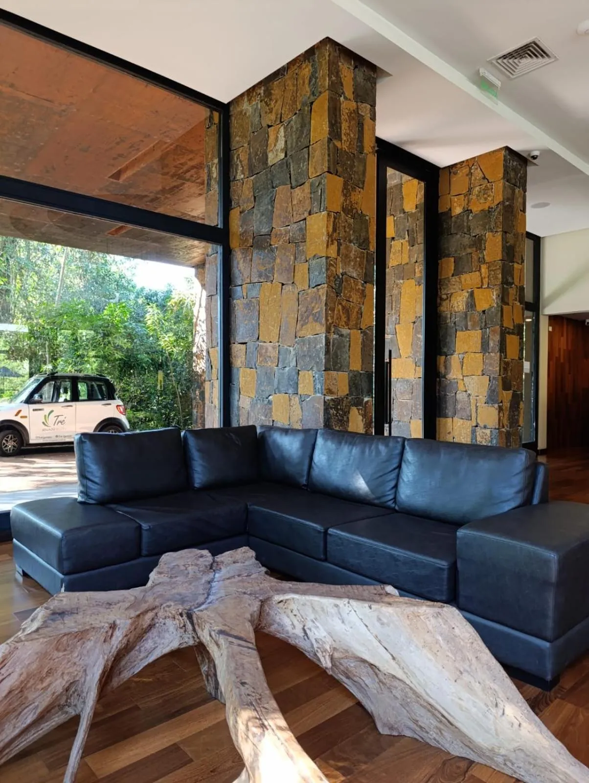 Property building in Hotel Tré Iguazú