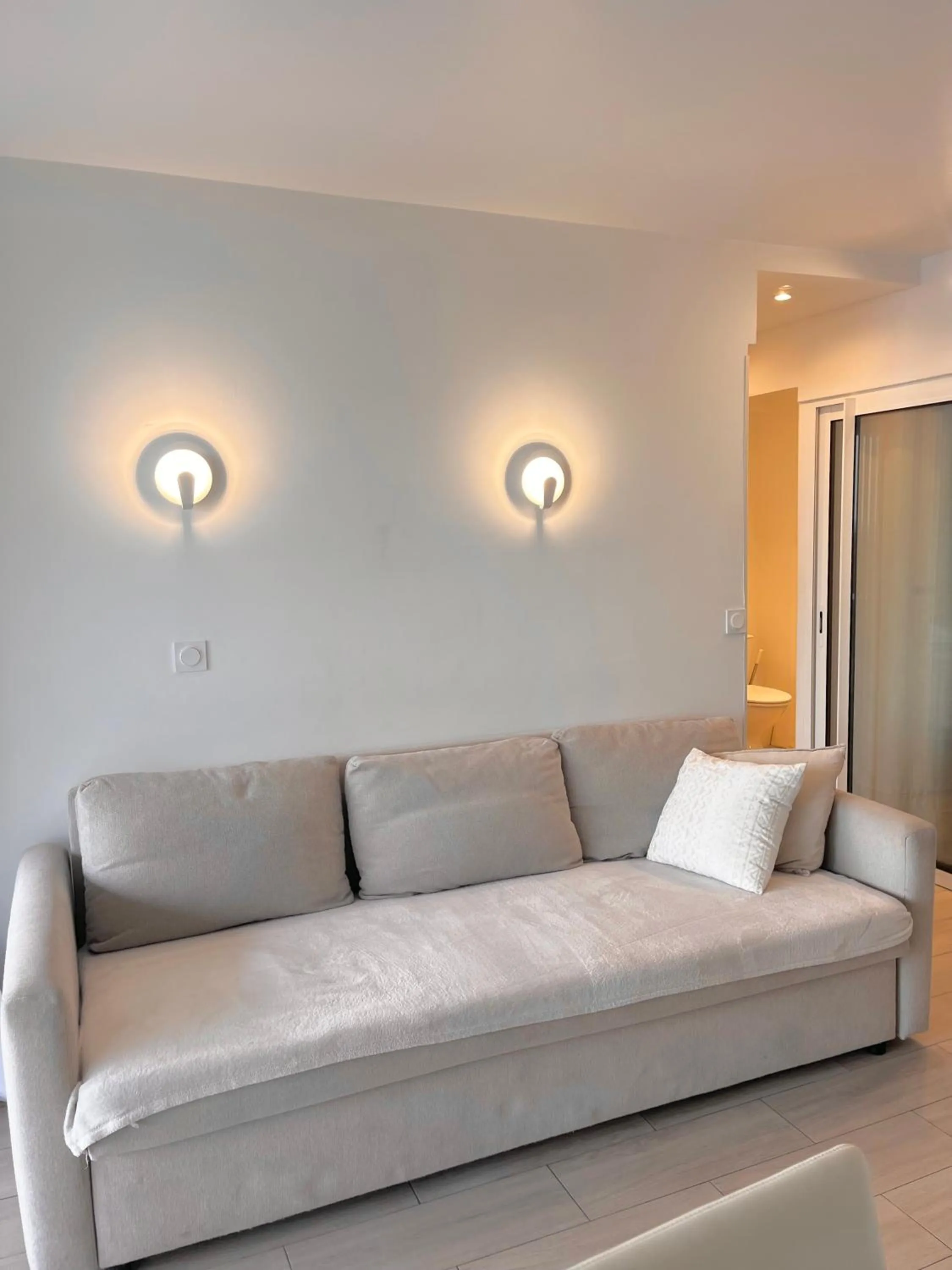 SARA RIVIERA Costa Plana