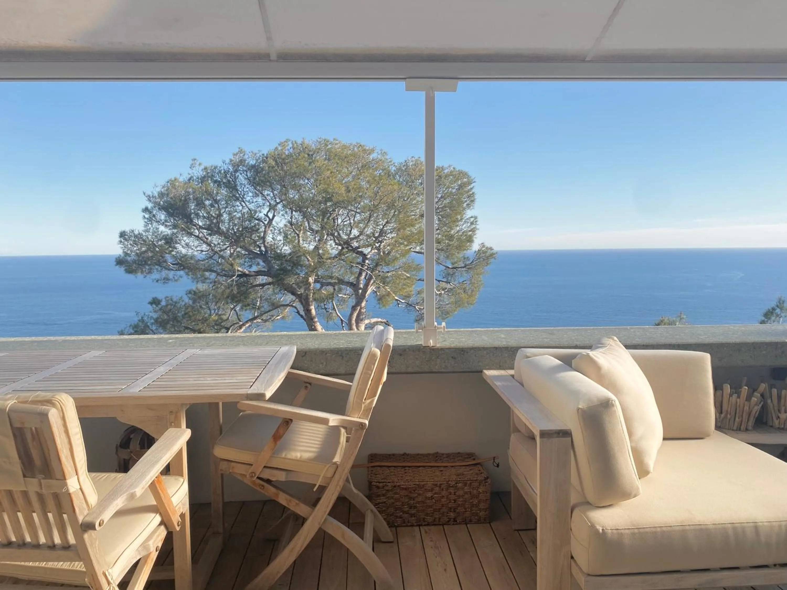 SARA RIVIERA Costa Plana