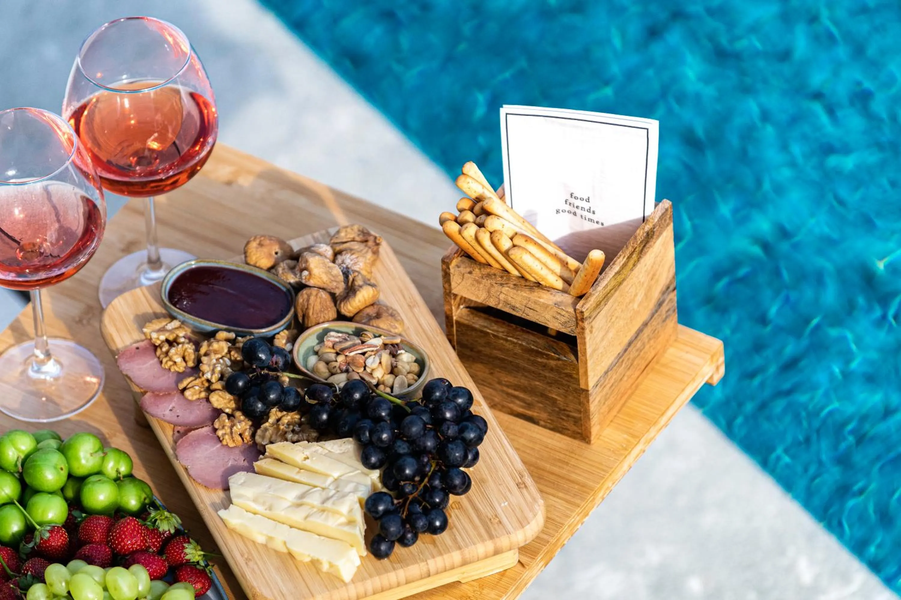 Food and drinks in Muse Alaçatı