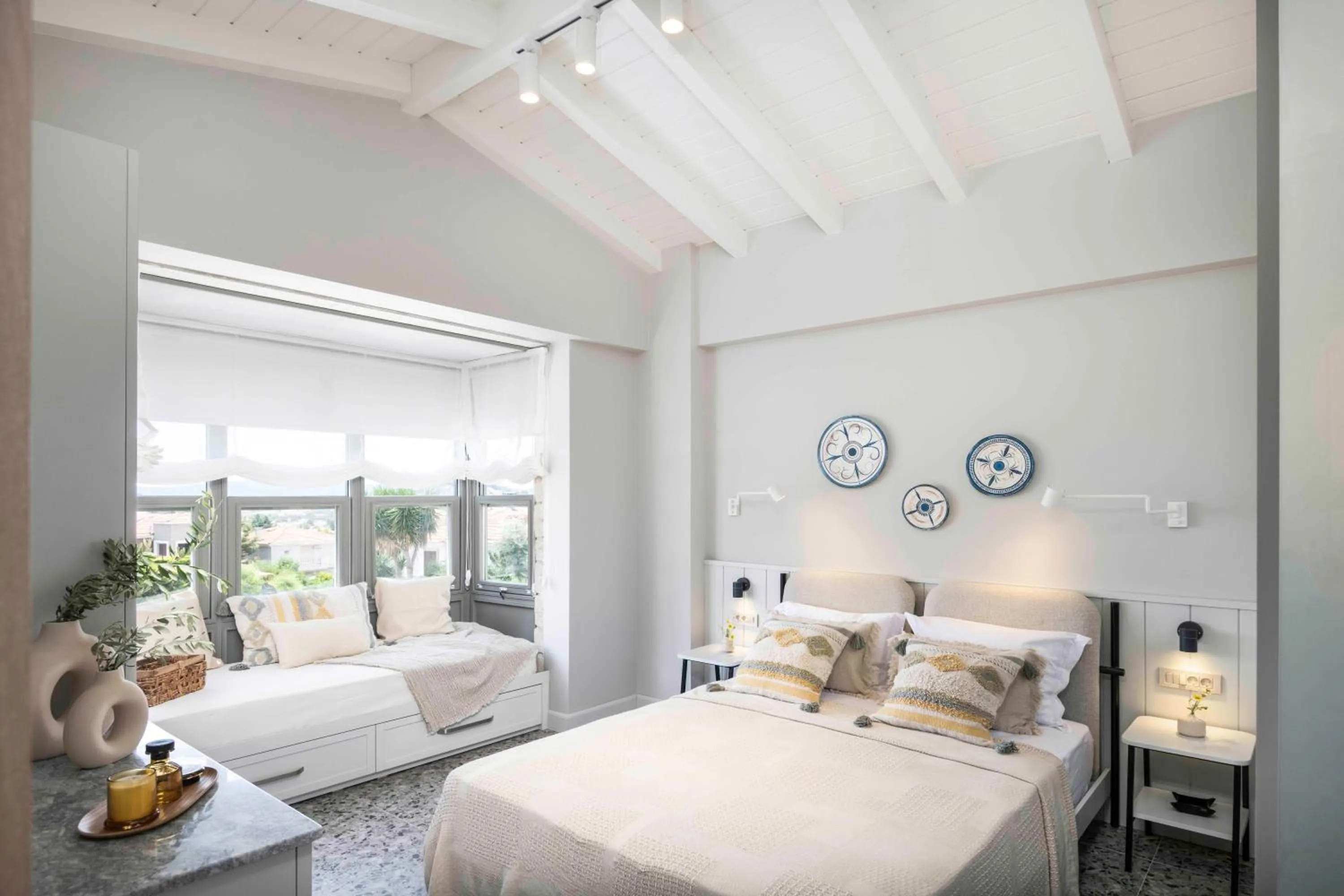 Photo of the whole room, Bed in Muse Alaçatı