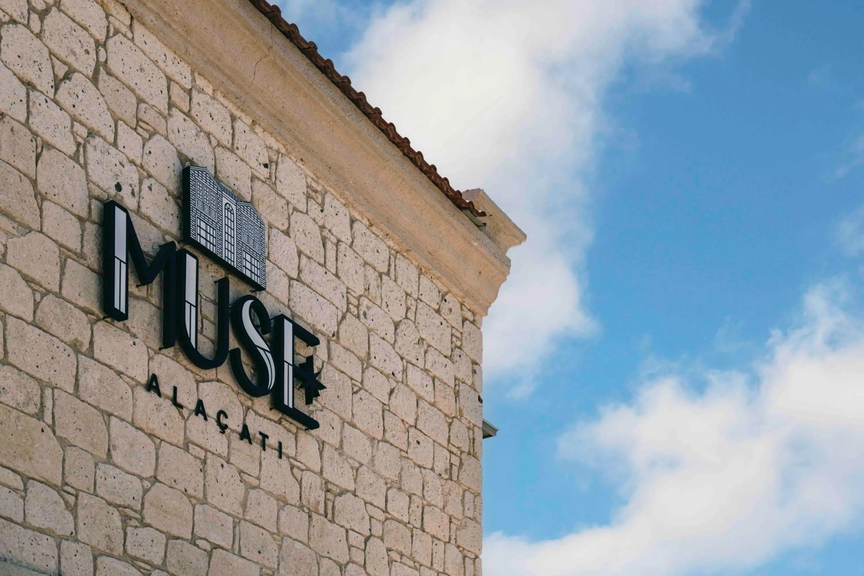 Property logo or sign in Muse Alaçatı