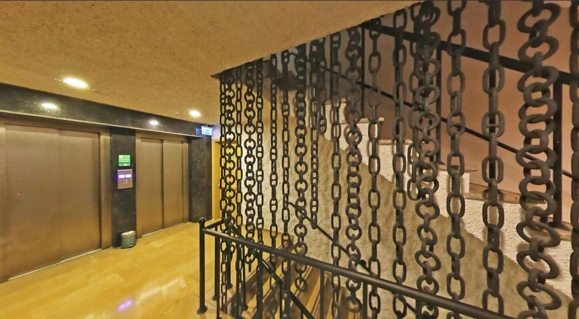 elevator in Antik Hotel Istanbul