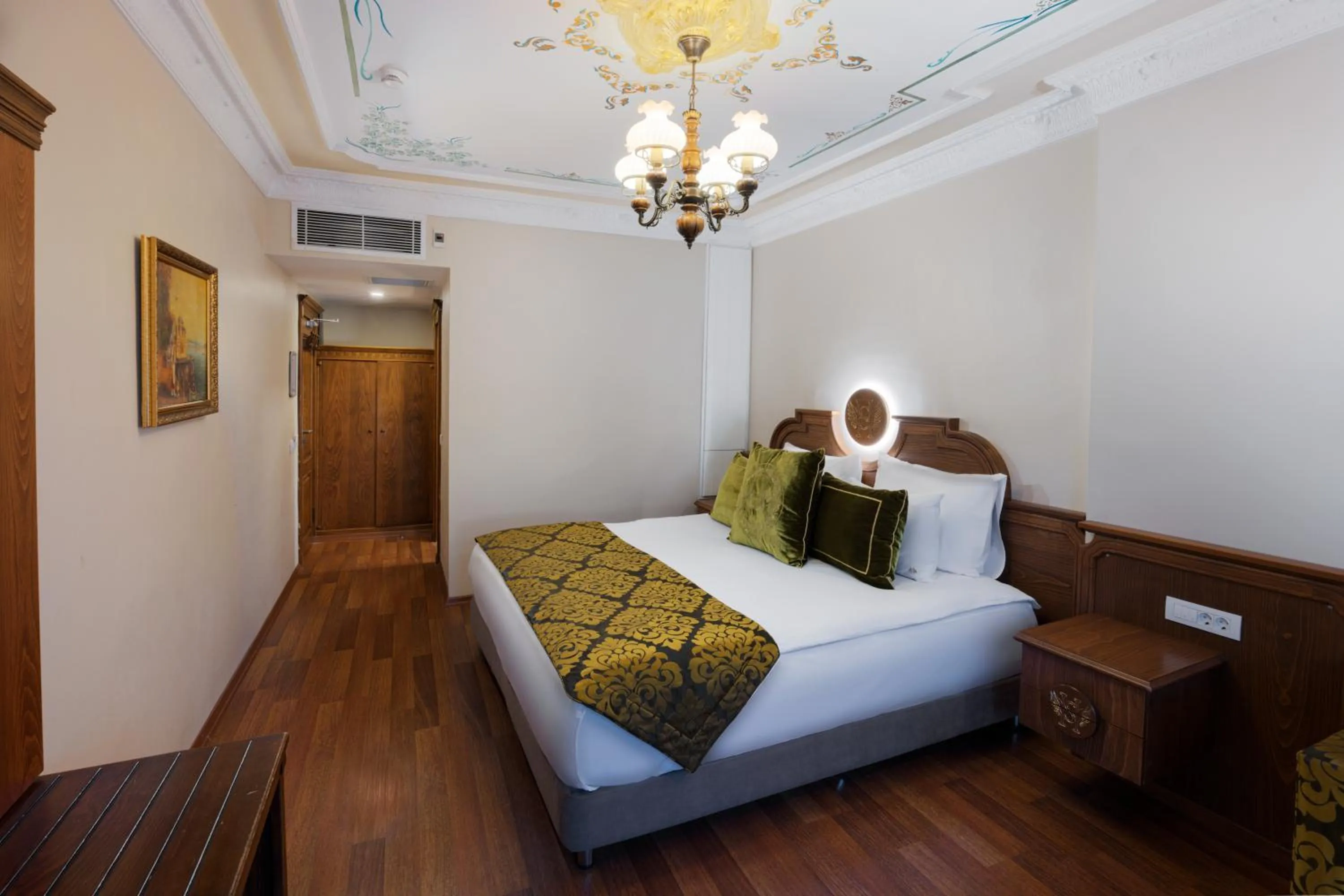 Bedroom in Hotel Uyan-Special Category