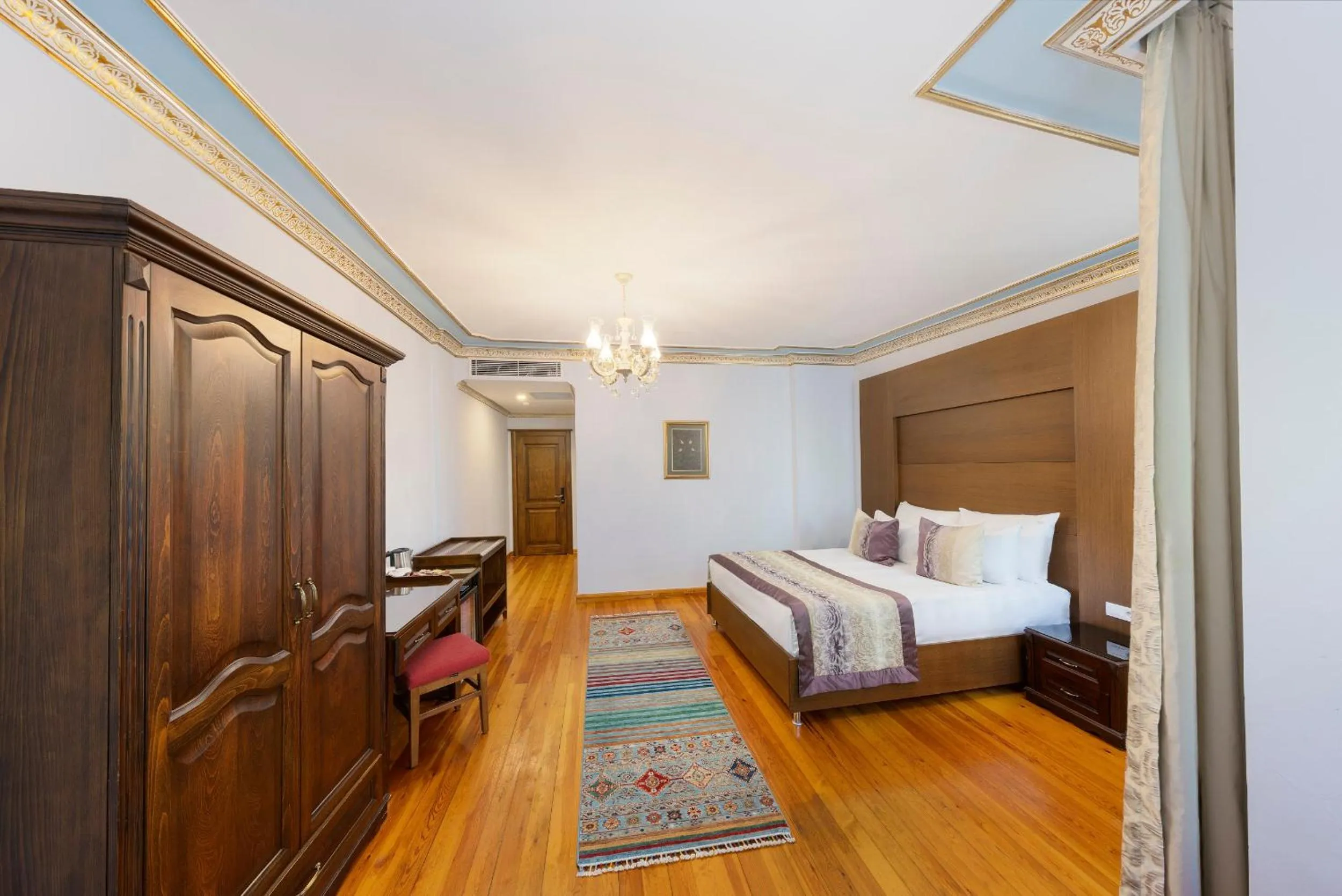 Photo of the whole room in Hotel Uyan-Special Category