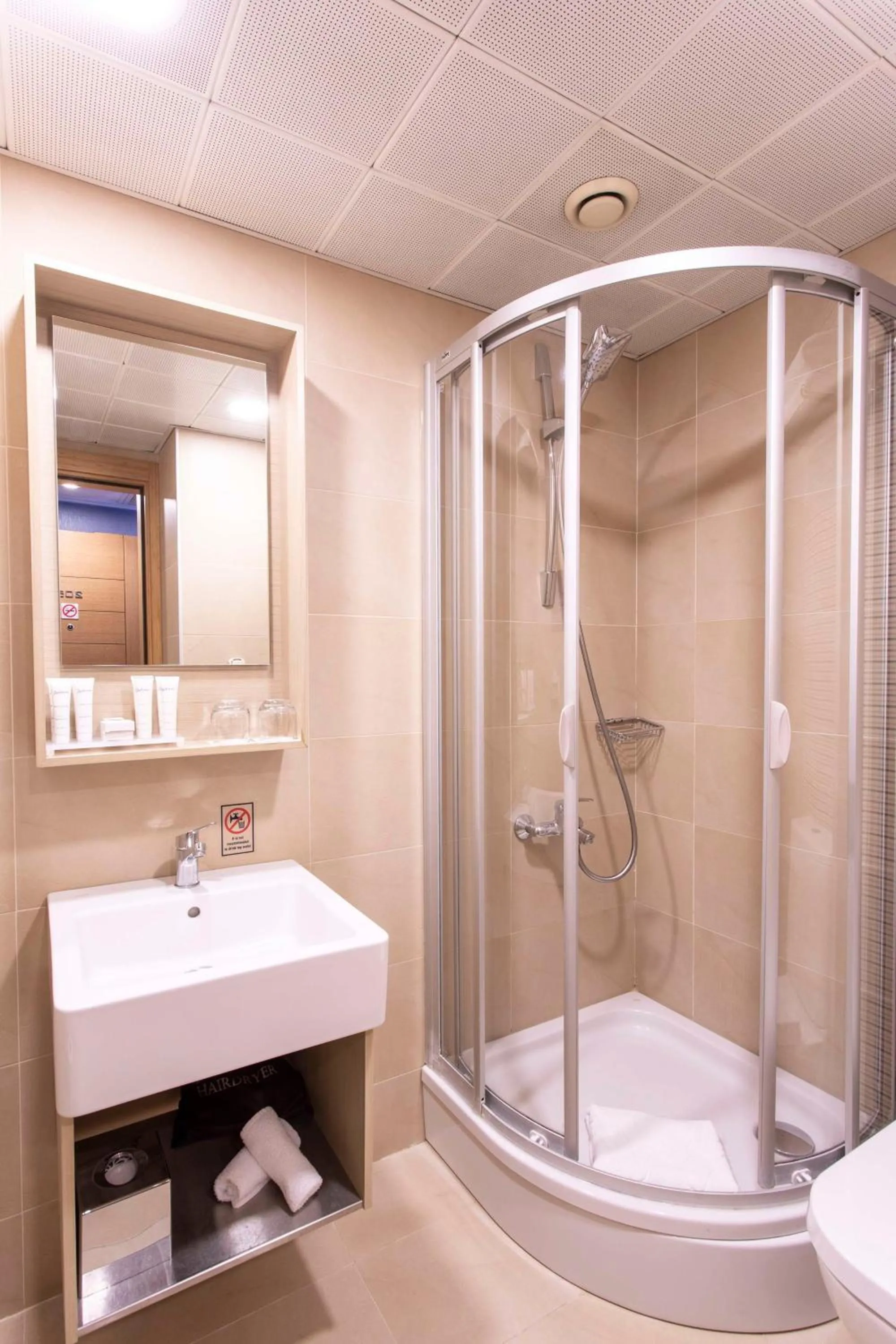 Bathroom in Radisson Hotel Istanbul Sultanahmet