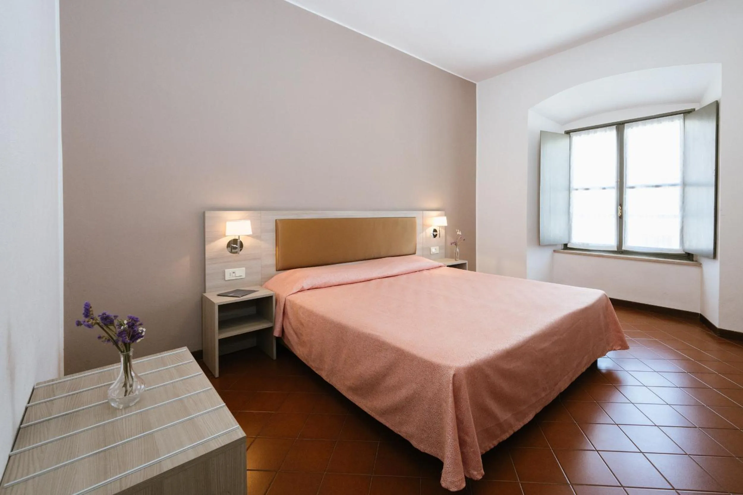 Bedroom, Bed in Centro Paolo VI