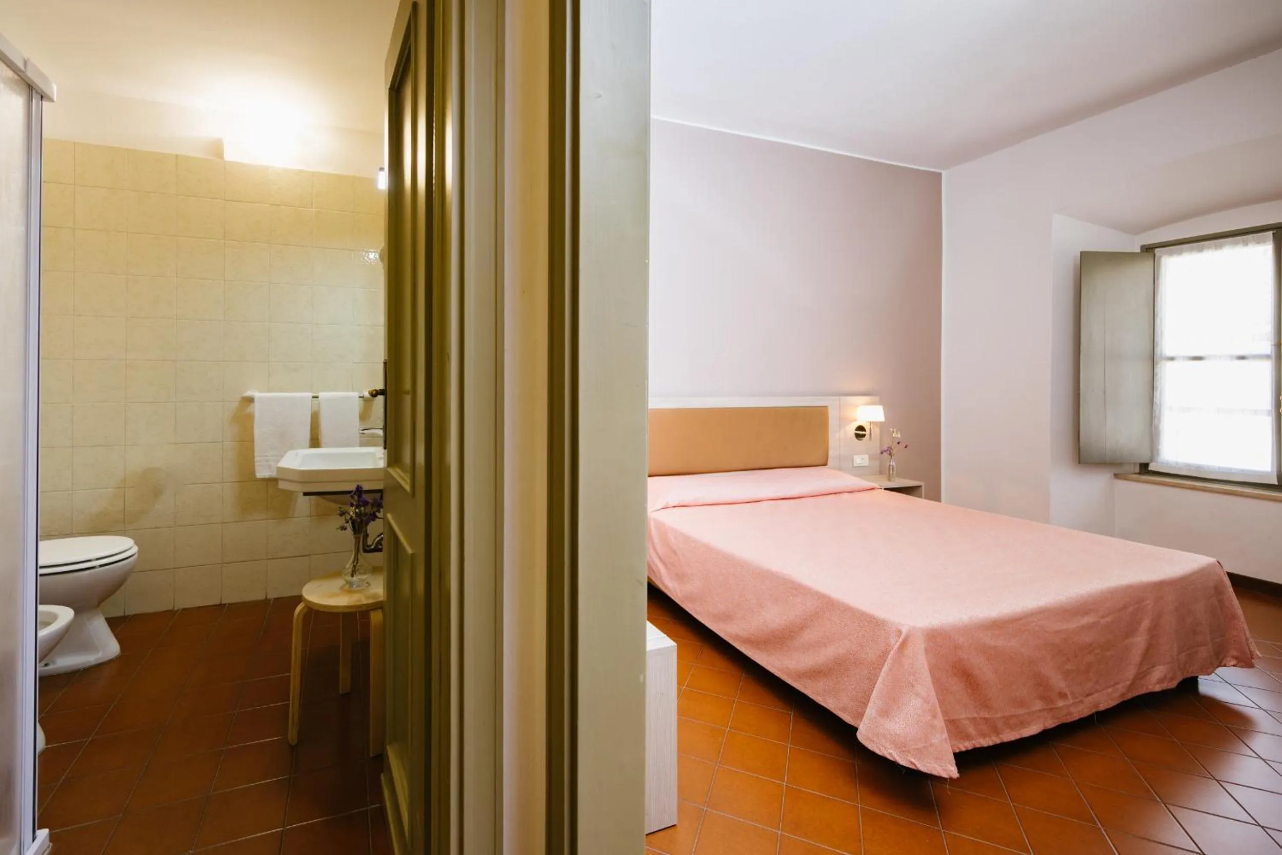 Bathroom, Bed in Centro Paolo VI