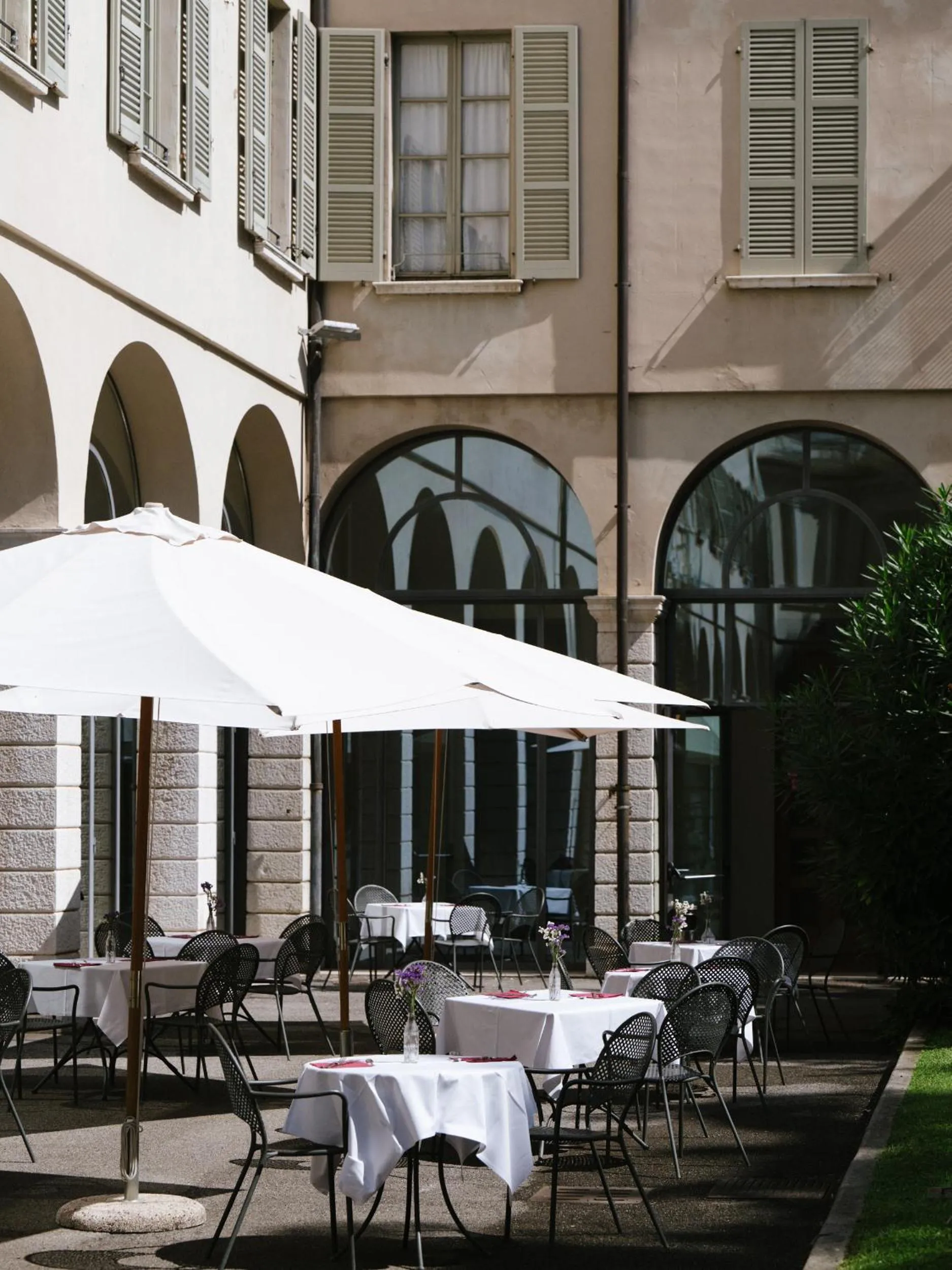 Breakfast in Centro Paolo VI