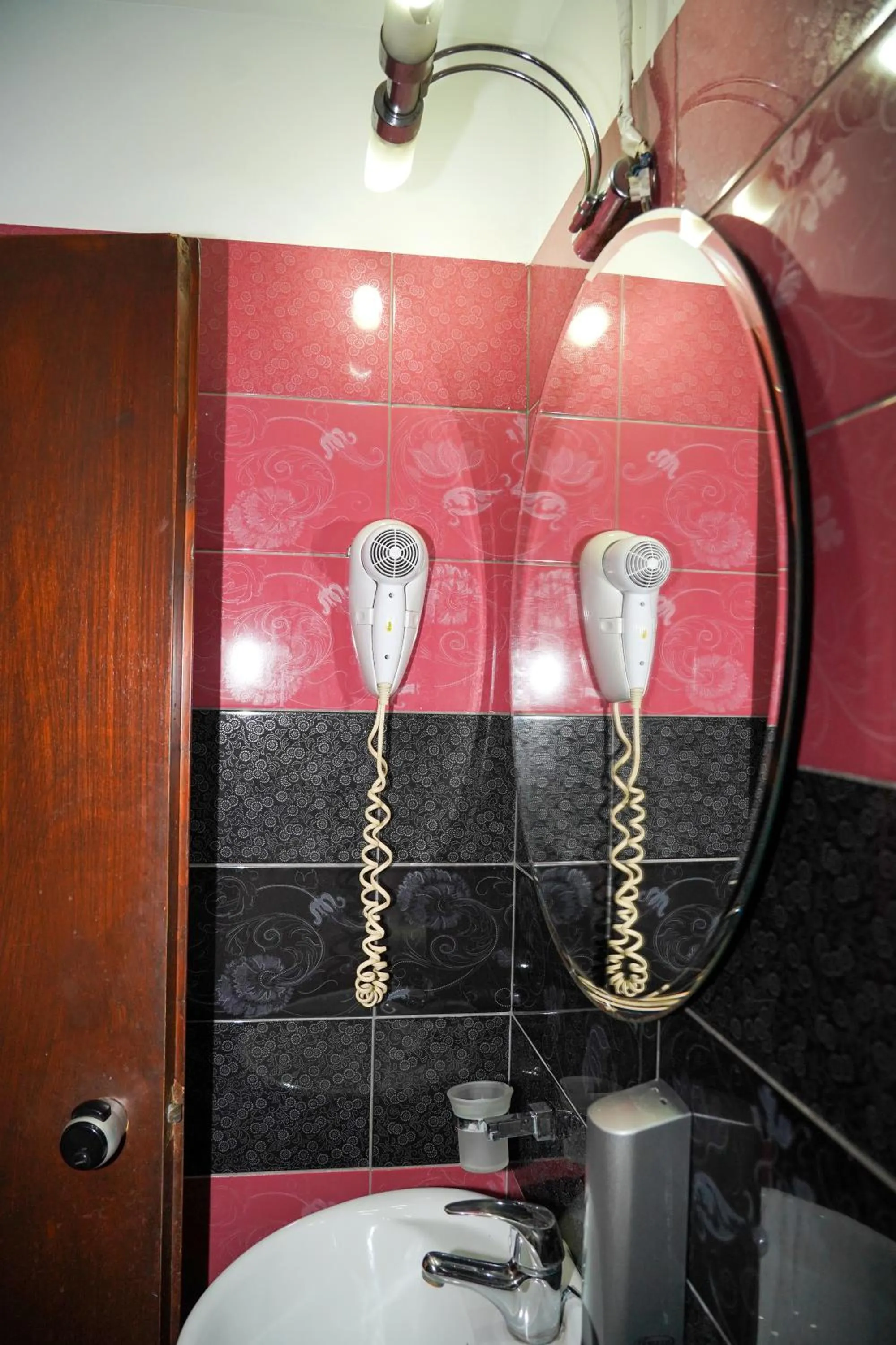 Bathroom in Hotel Selini