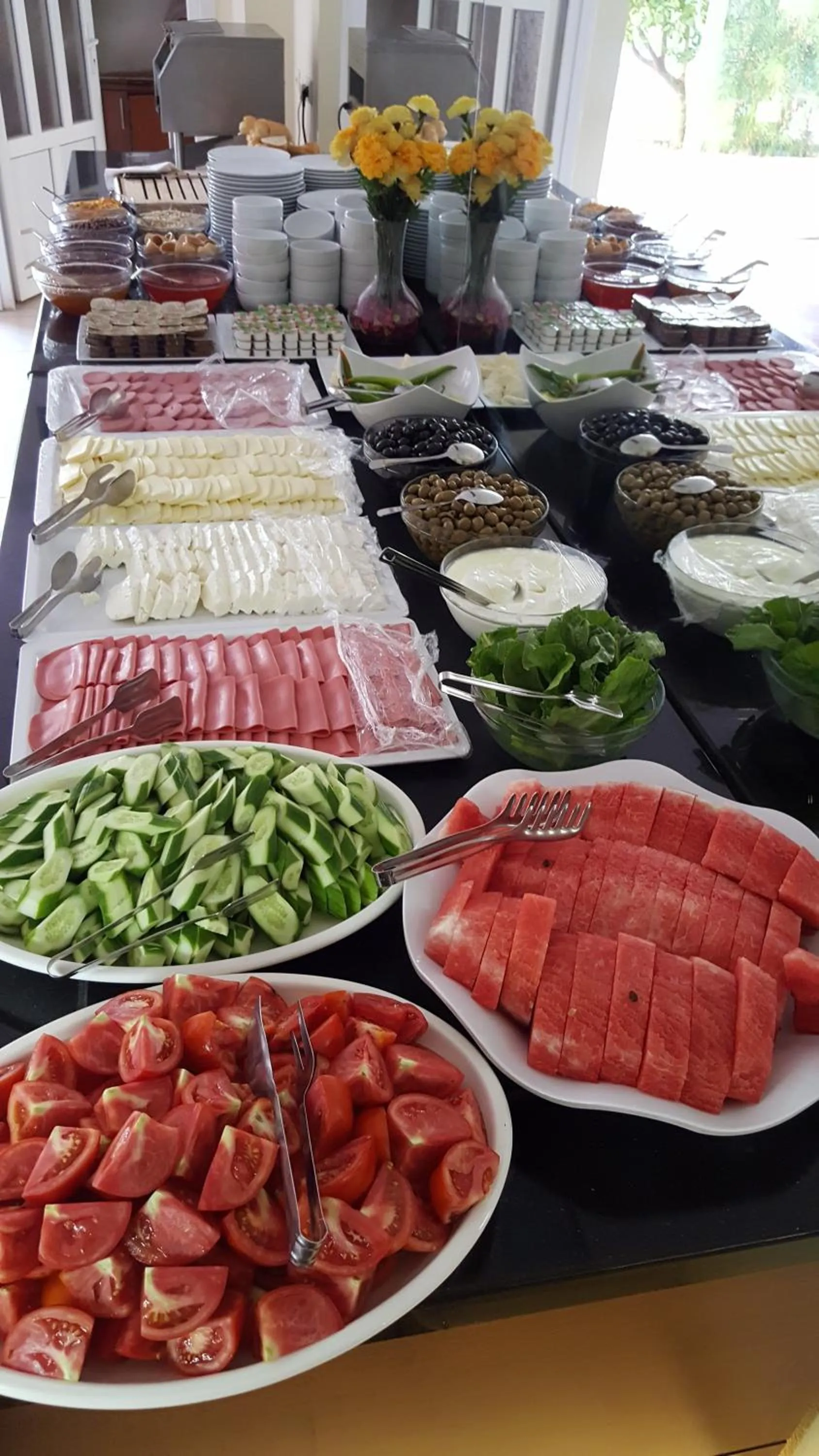 Buffet breakfast in Gazipasa Star Otel