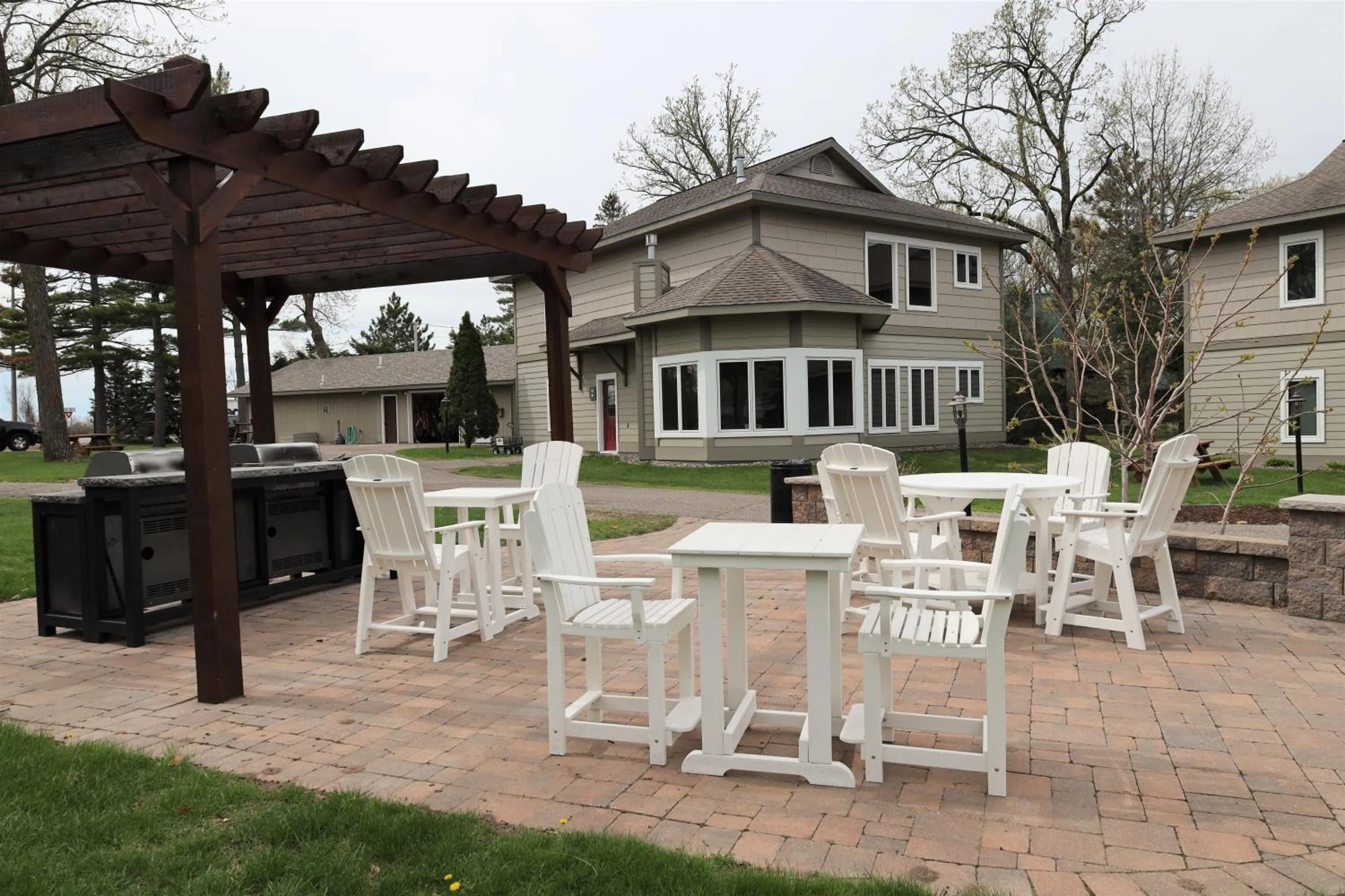 BBQ facilities in Bay Colony 766 - lower