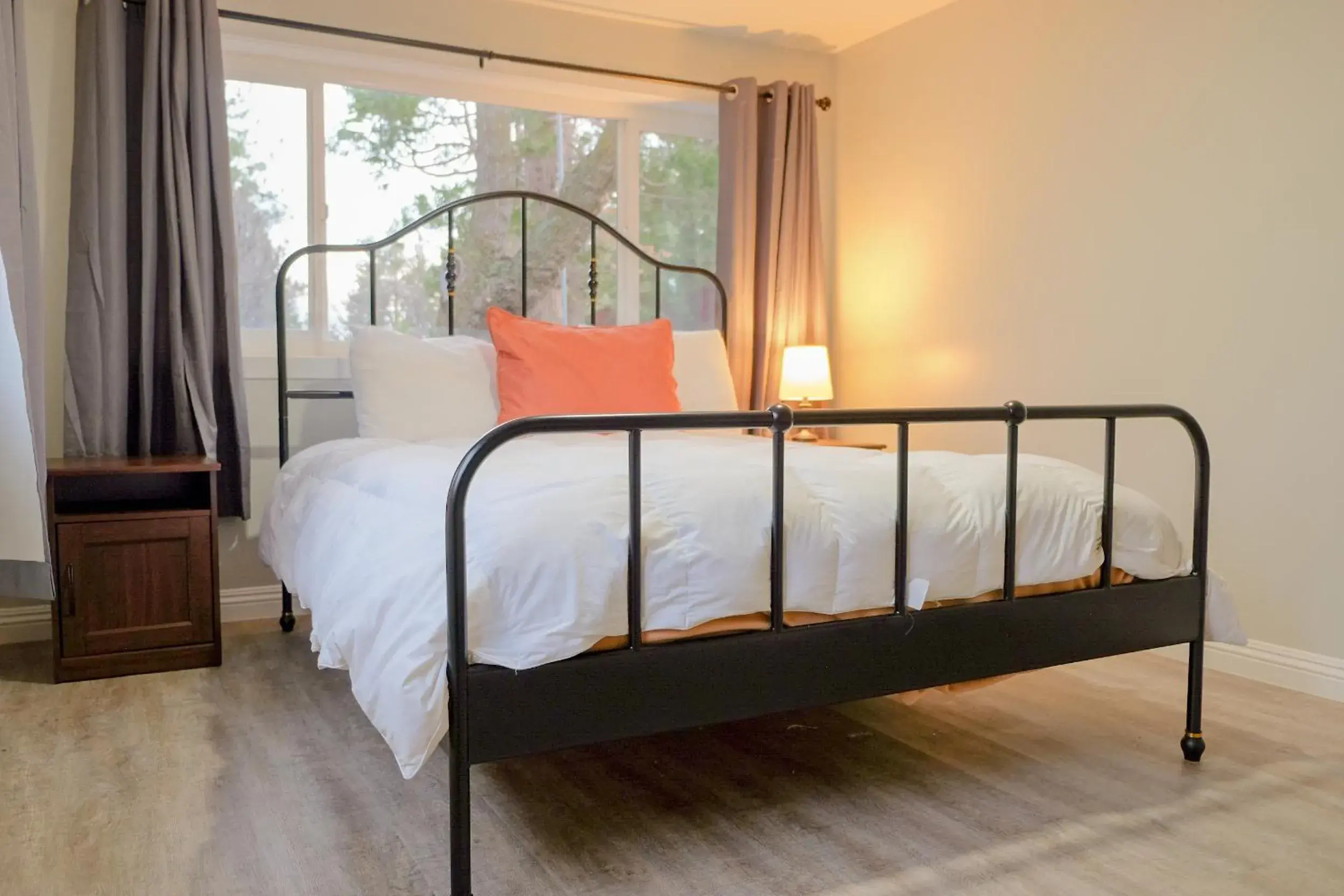 Family Suite in Sherwood Arms Motel Family Suite in Sherwood Arms Motel