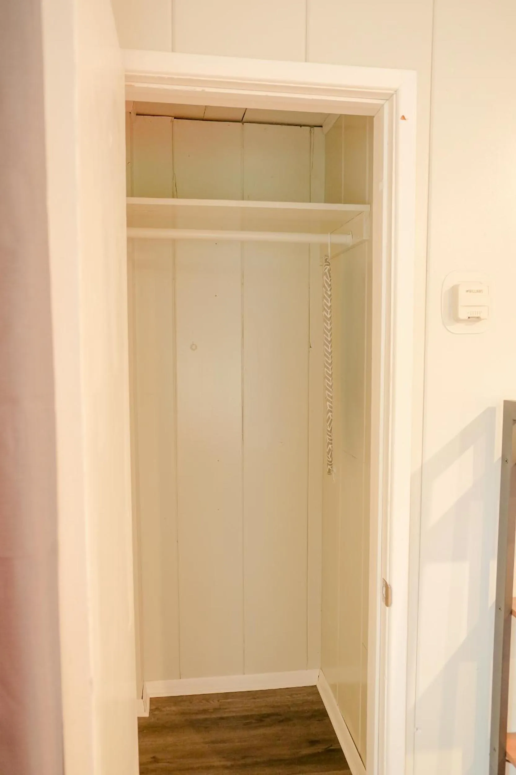 furniture in Sherwood Arms Motel