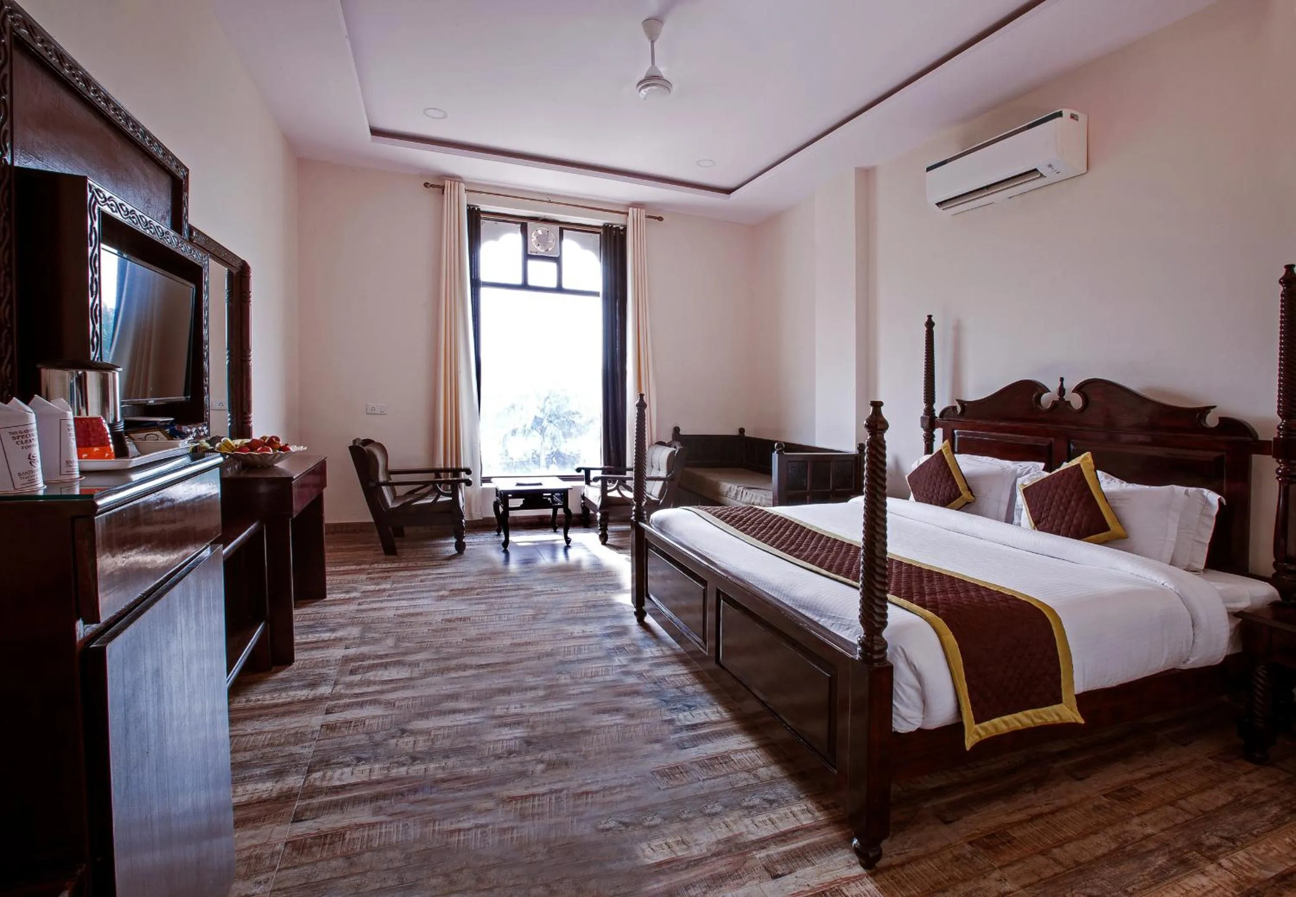 Bedroom, Bed in Ranthambhore National Resort