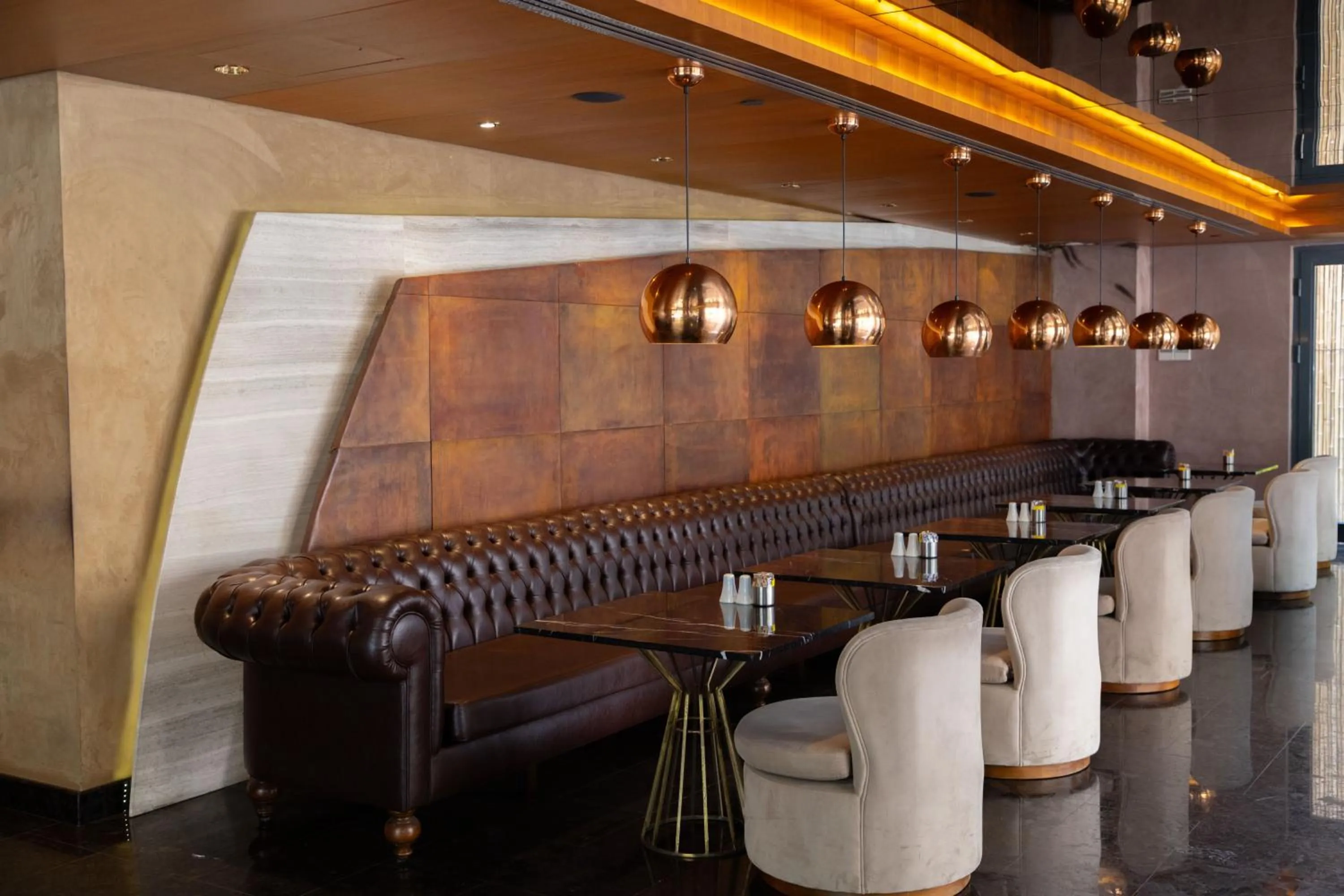 Restaurant/places to eat in Hotel Saint Sophia