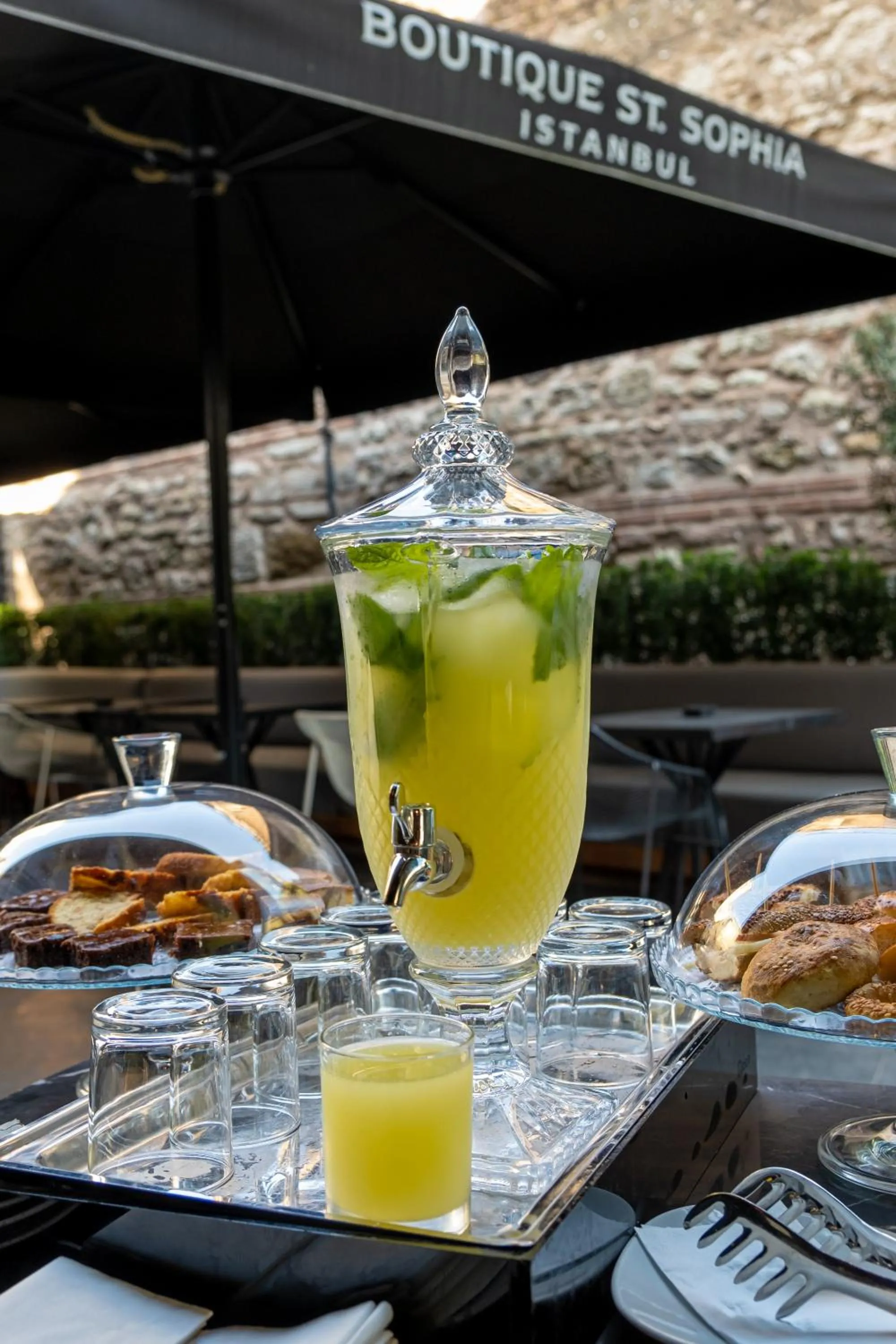 Food and drinks in Hotel Saint Sophia