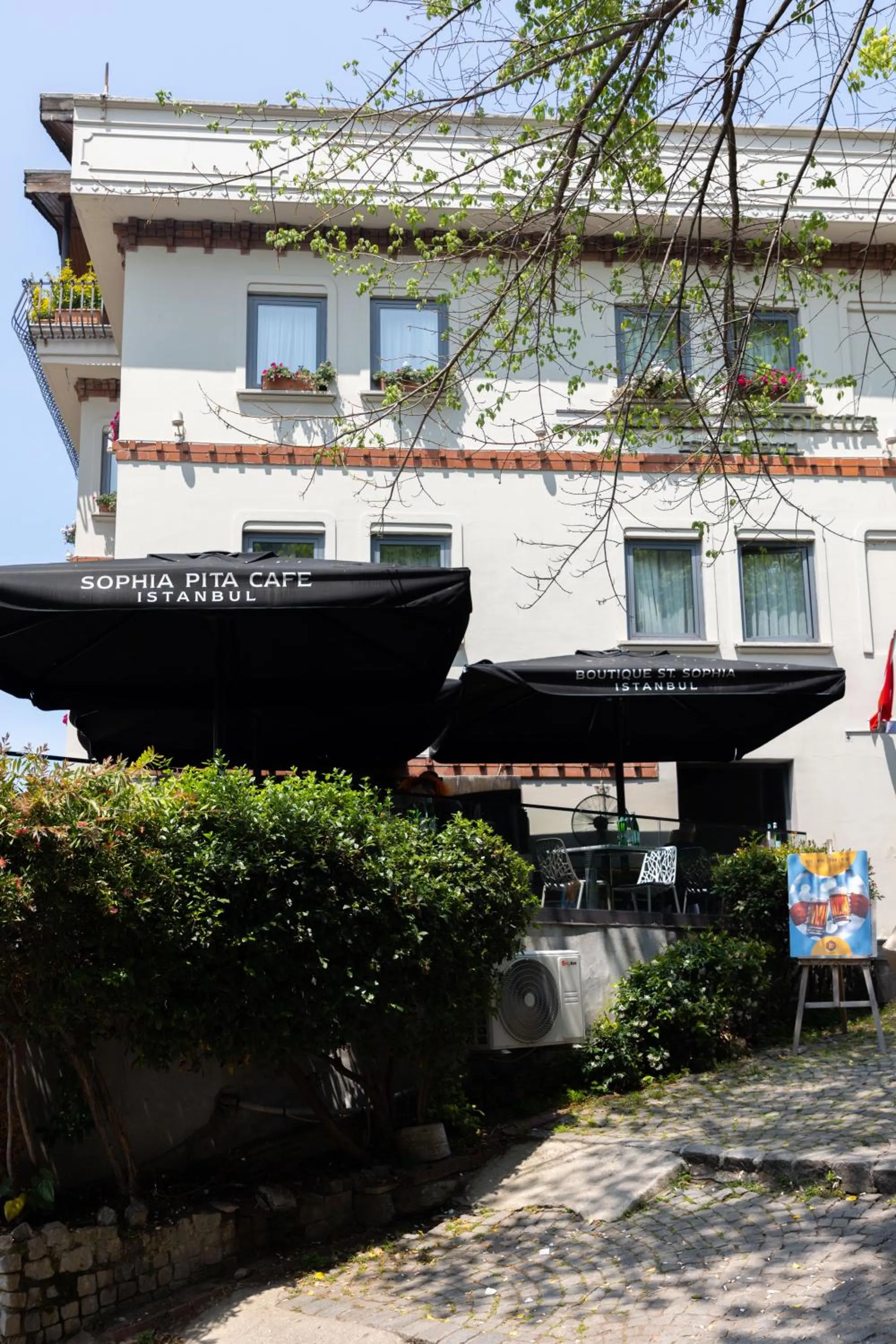 Property building in Hotel Saint Sophia