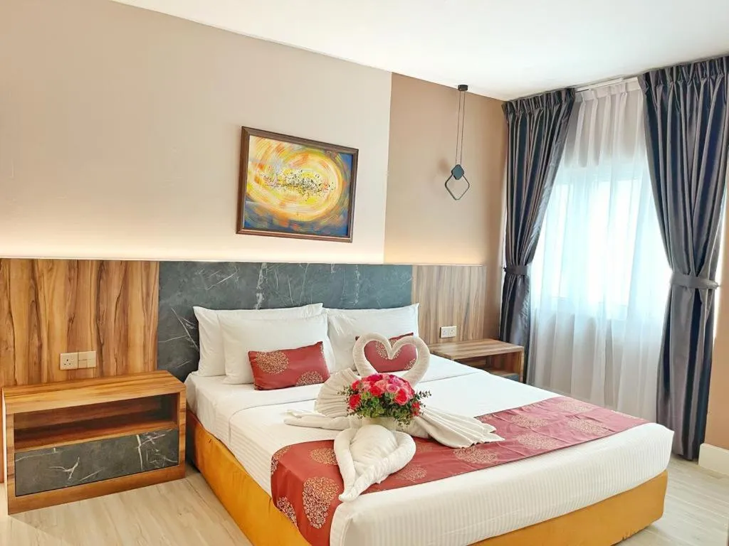 Bedroom, Bed in The Avenue M