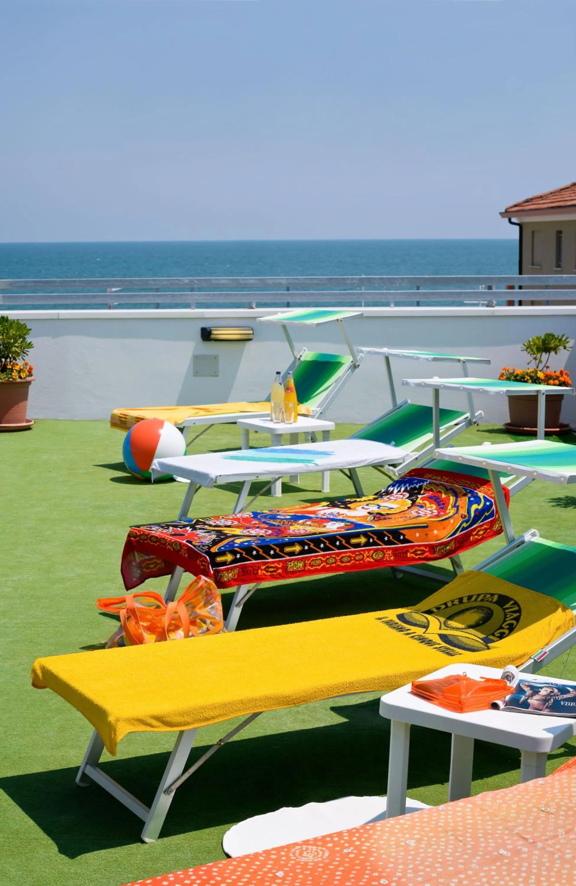 Balcony/Terrace in Hotel Ciondolo D'Oro 5 minuti da Rimini Fiera CON PARCHEGGIO INCLUSO