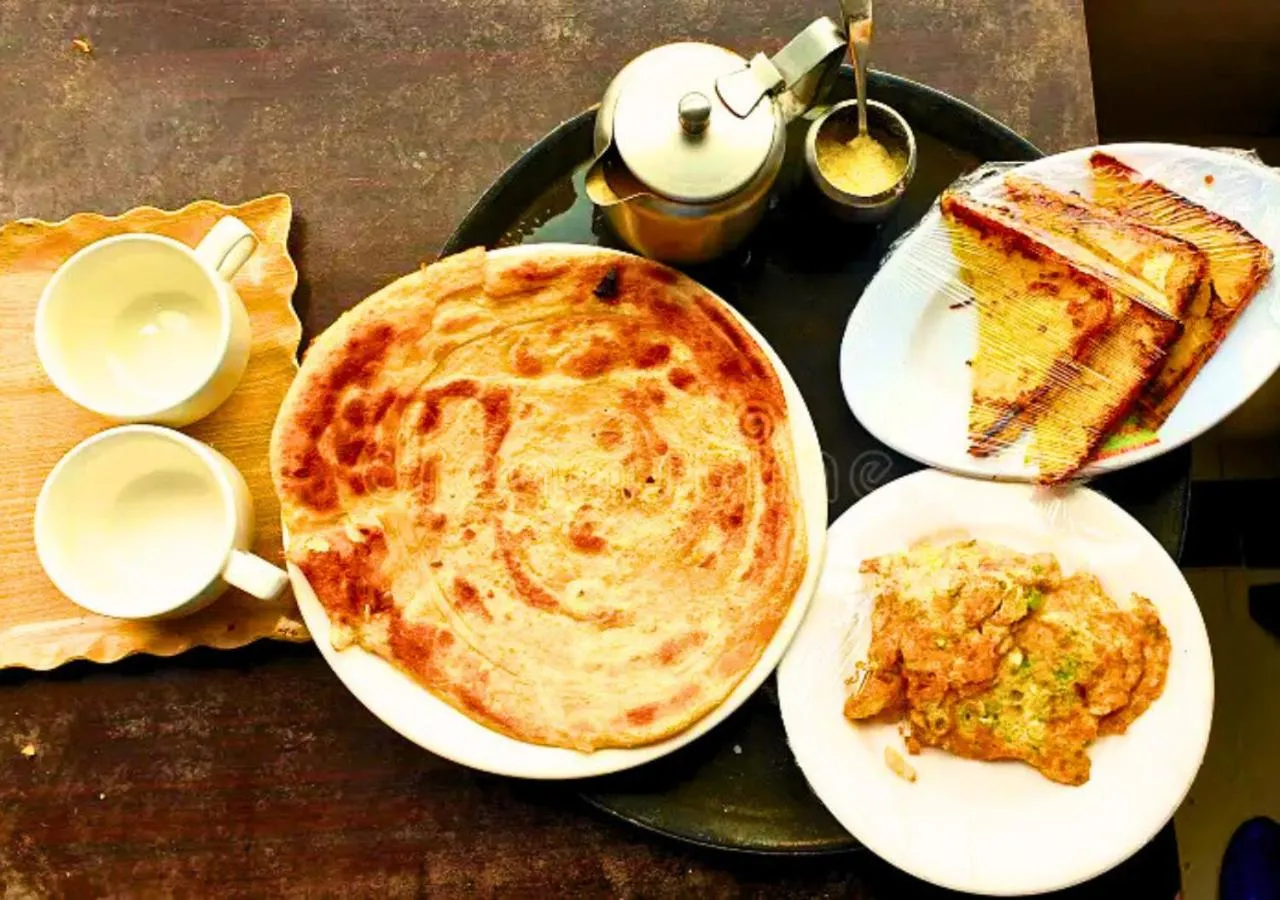 Breakfast in Quick continental Hotel - Jail Road