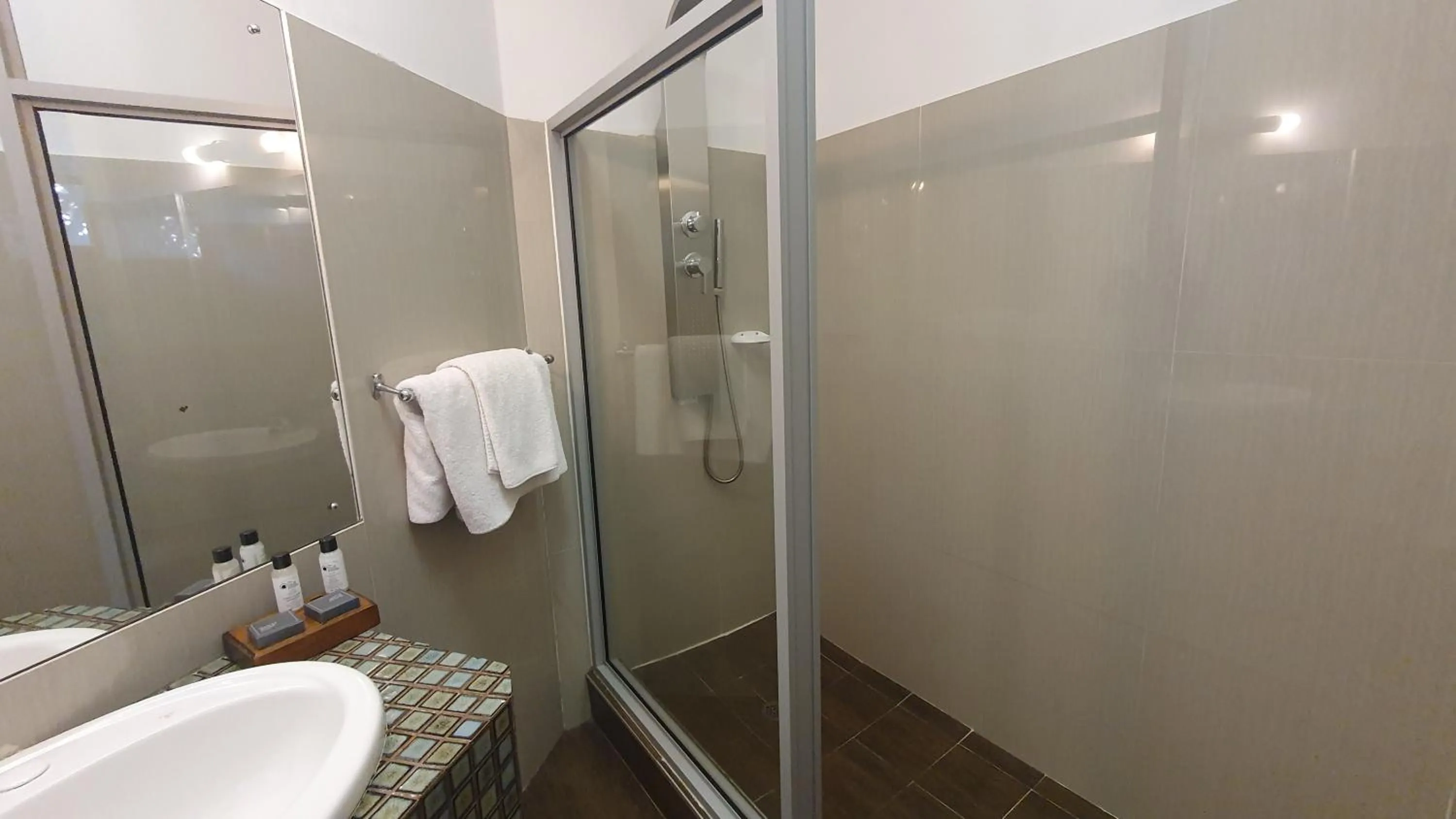 Bathroom in Mountain View International Hotel - Eswatini