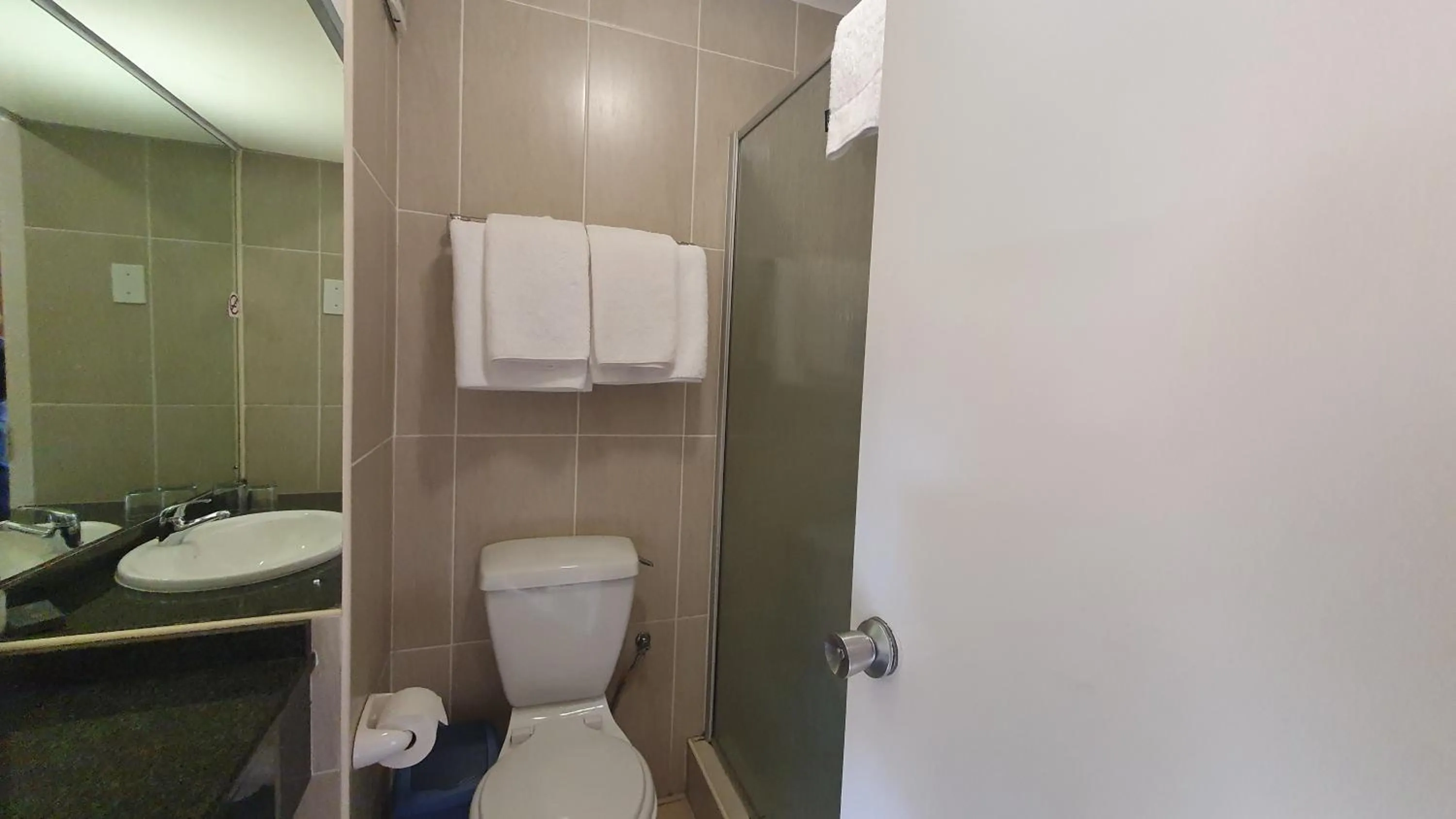 Bathroom in Mountain View International Hotel - Eswatini