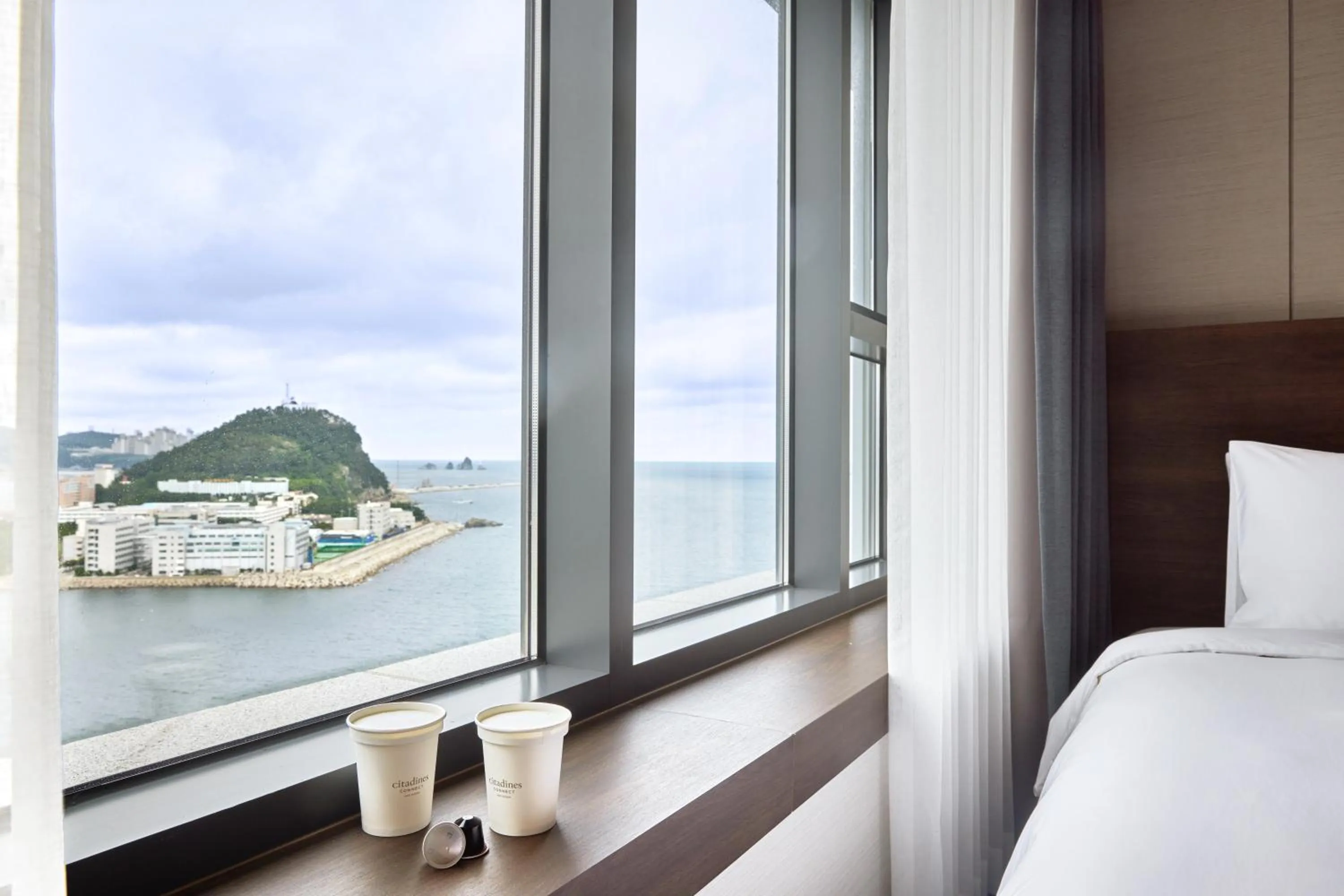 Sea view, Bed in Citadines Connect Hari Busan