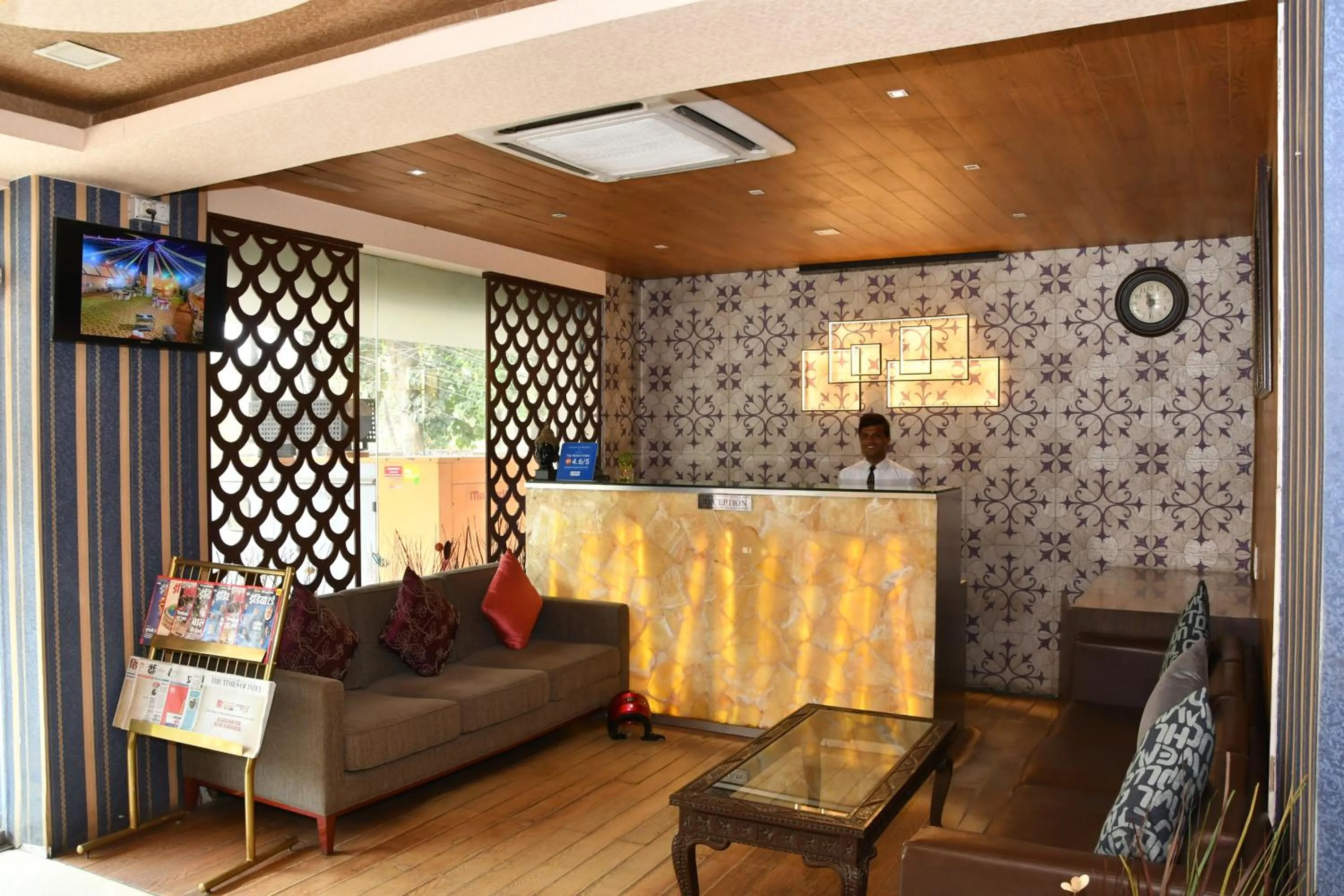 Lobby or reception in Chinmaye Inn