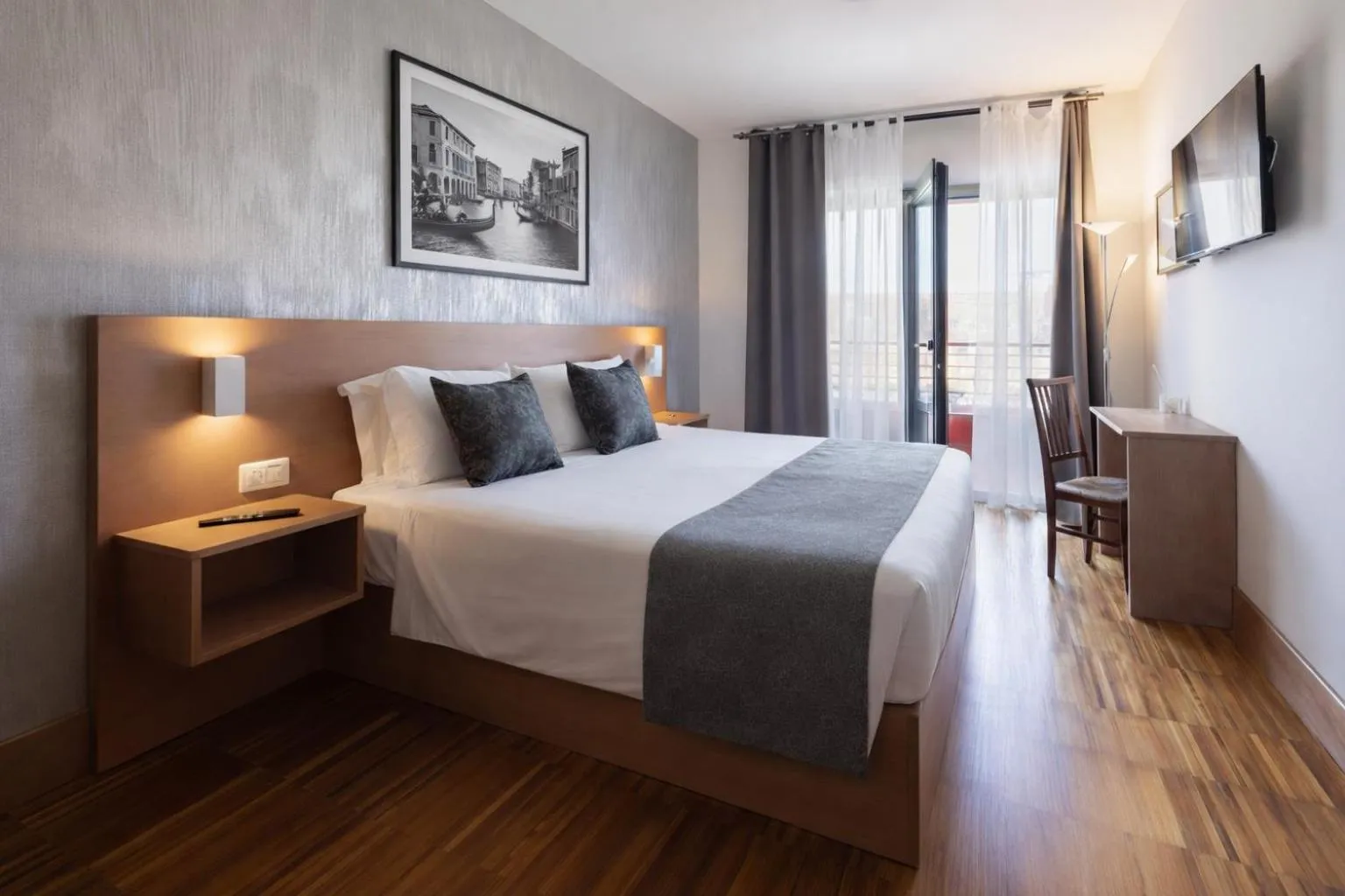 Bed in Torre Antica Venice Airport Hotel