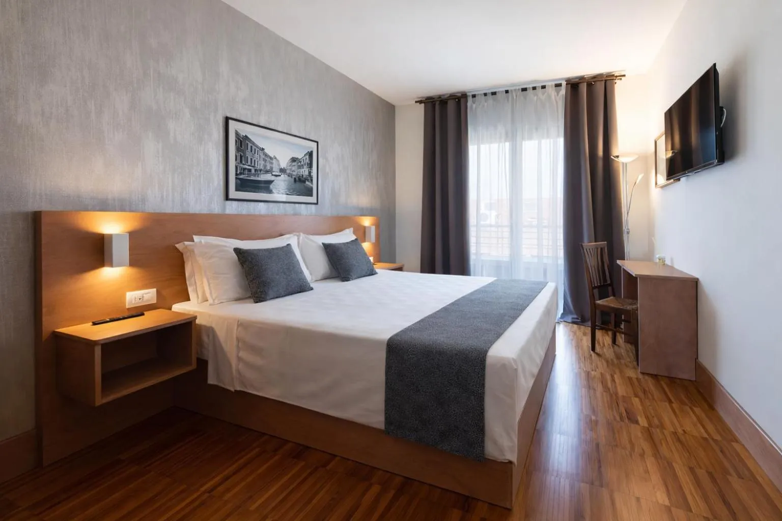 Bed in Torre Antica Venice Airport Hotel