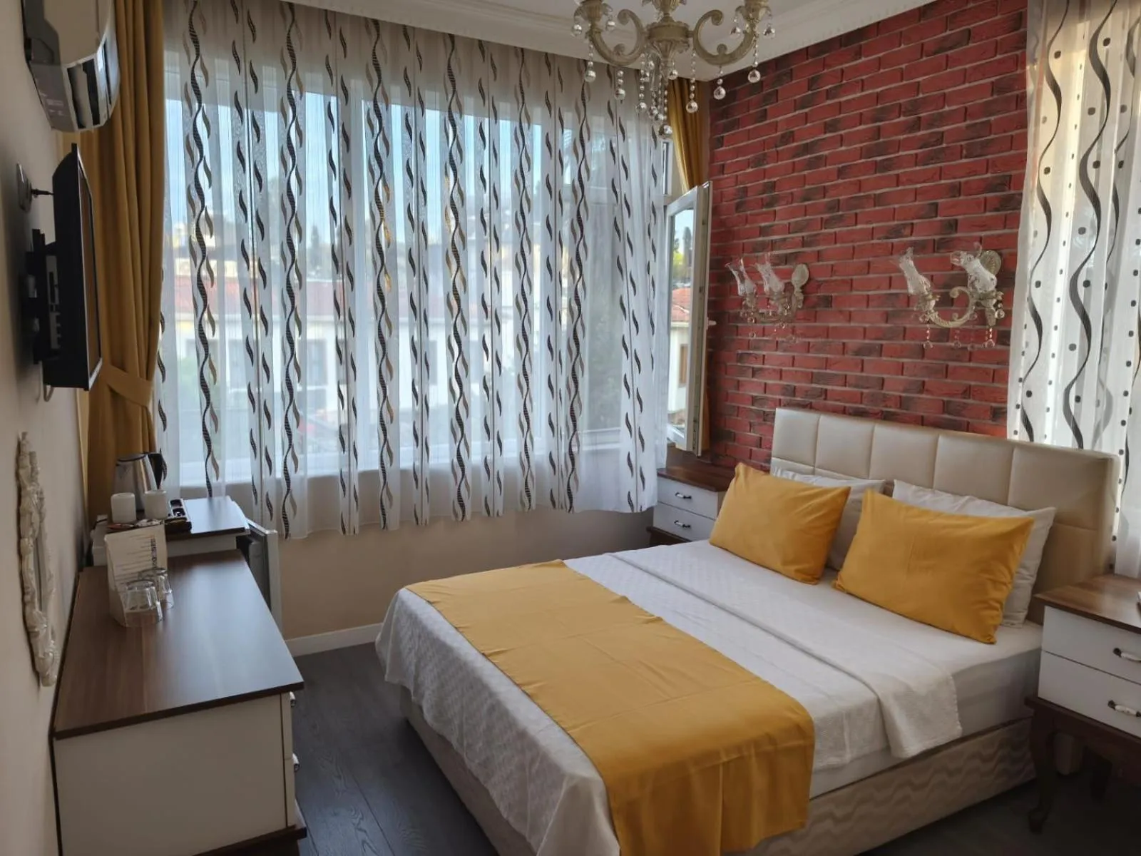 Bed in Ozmen Hotel Old Town Kaleiçi