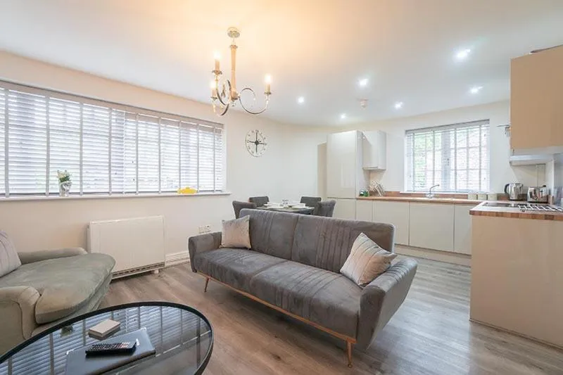 The Queens Arms Apartments