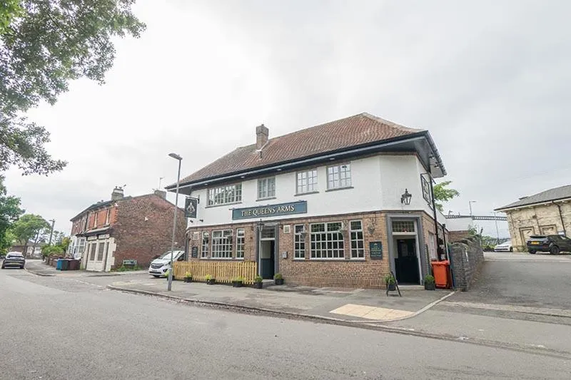 The Queens Arms Apartments