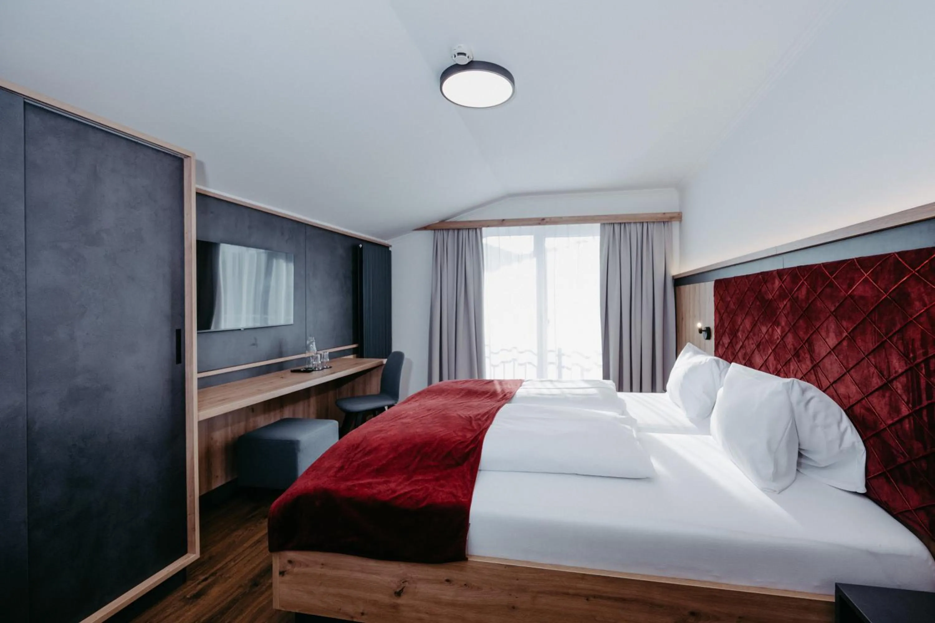 Photo of the whole room, Bed in Hotel Brückenwirt Superior