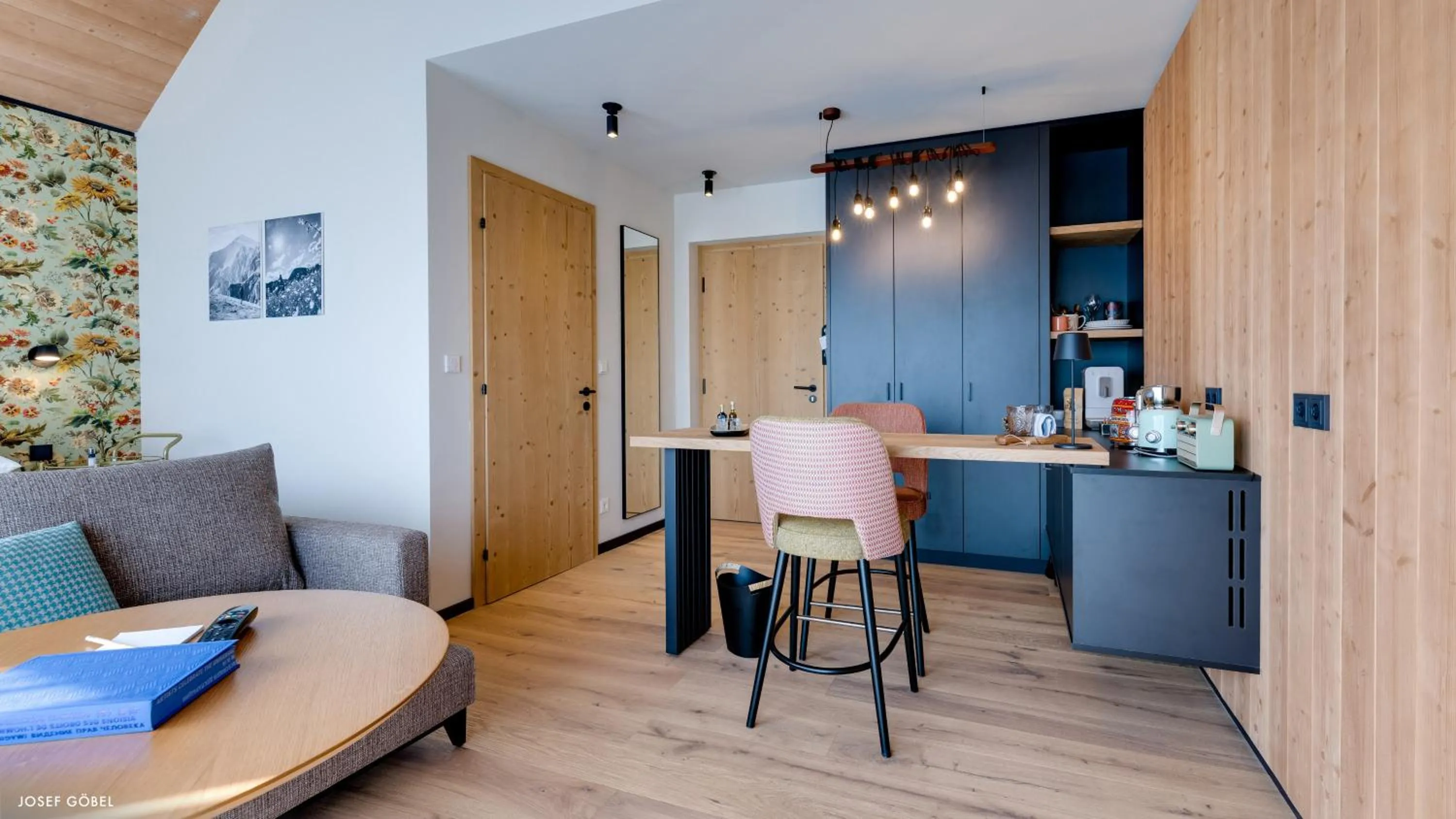 Photo of the whole room in Hideaway Hotel Montestyria Chalets & Suiten