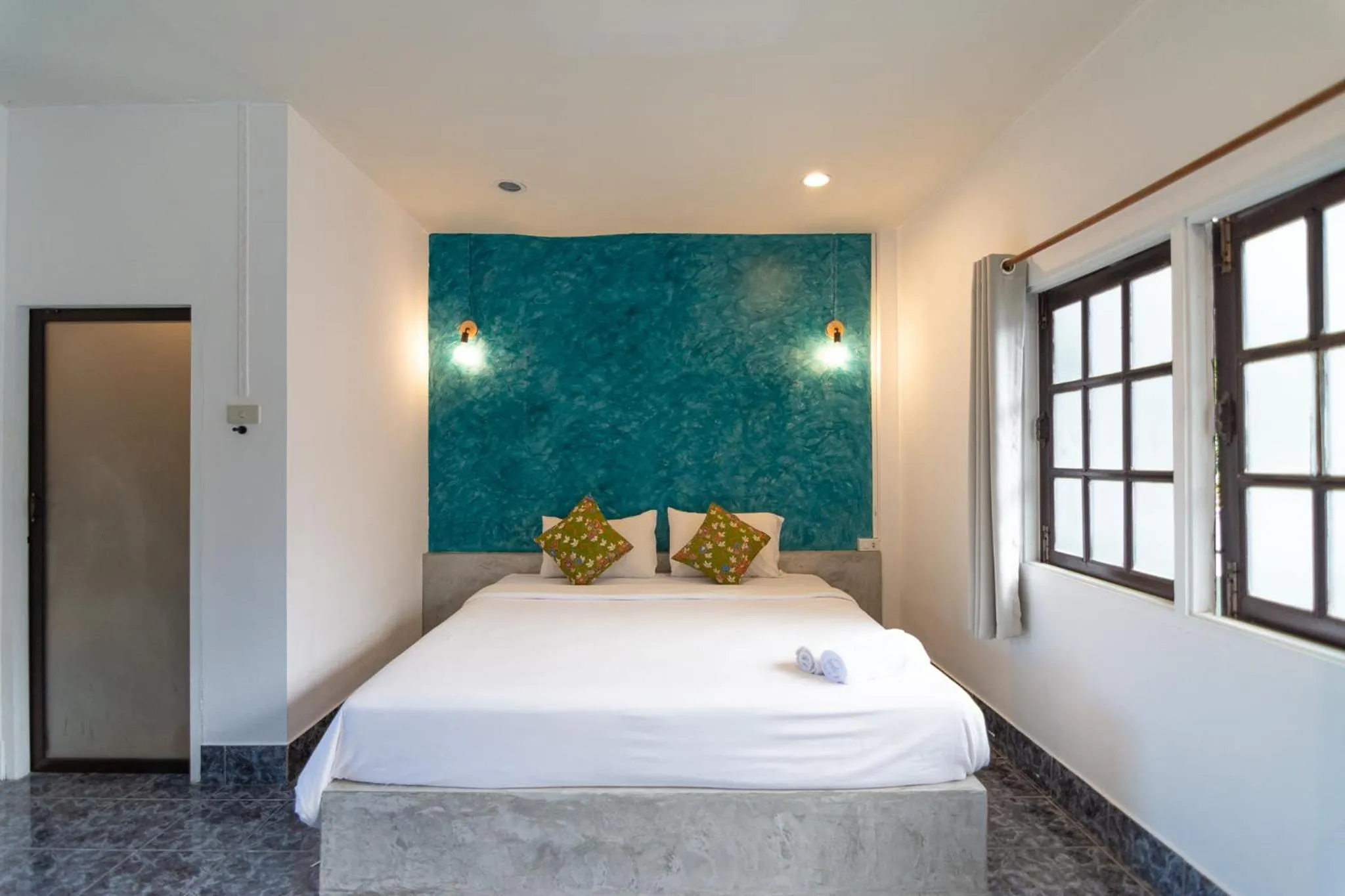 Photo of the whole room, Bed in THANSILA Resort