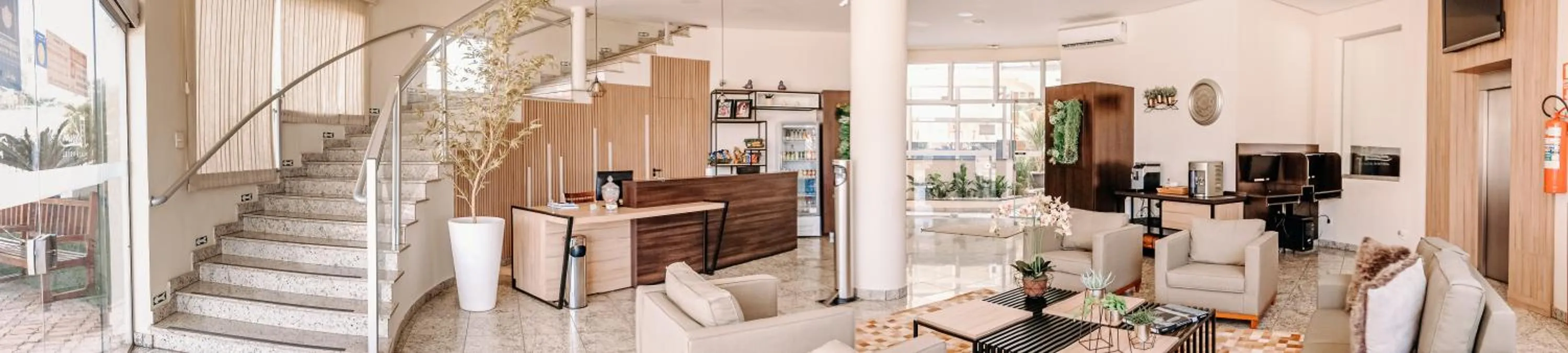 Lobby or reception in Ferian Plaza Hotel