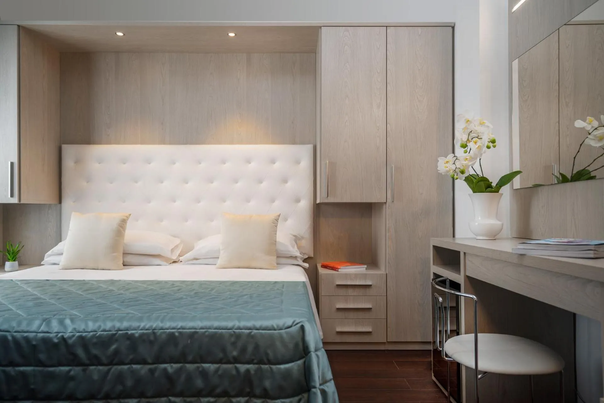 Photo of the whole room, Bed in Hotel Re Enzo