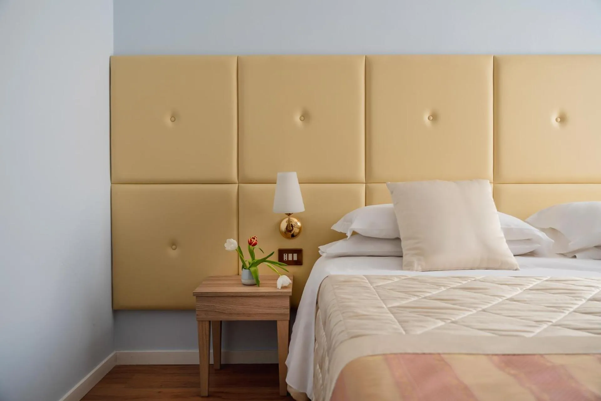 Bedroom, Bed in Hotel Re Enzo