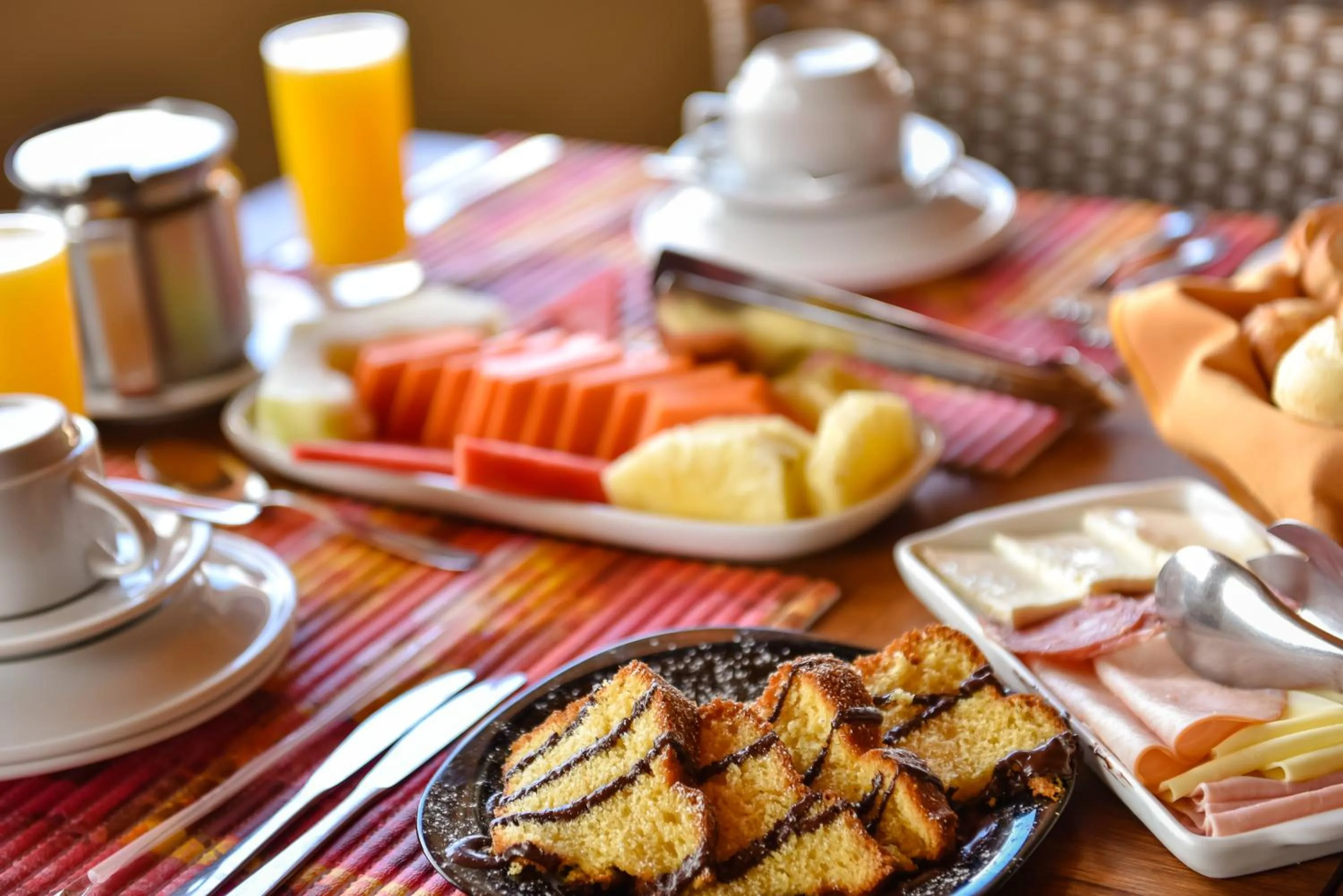 Buffet breakfast in Hotel Refúgio Vista Serrana