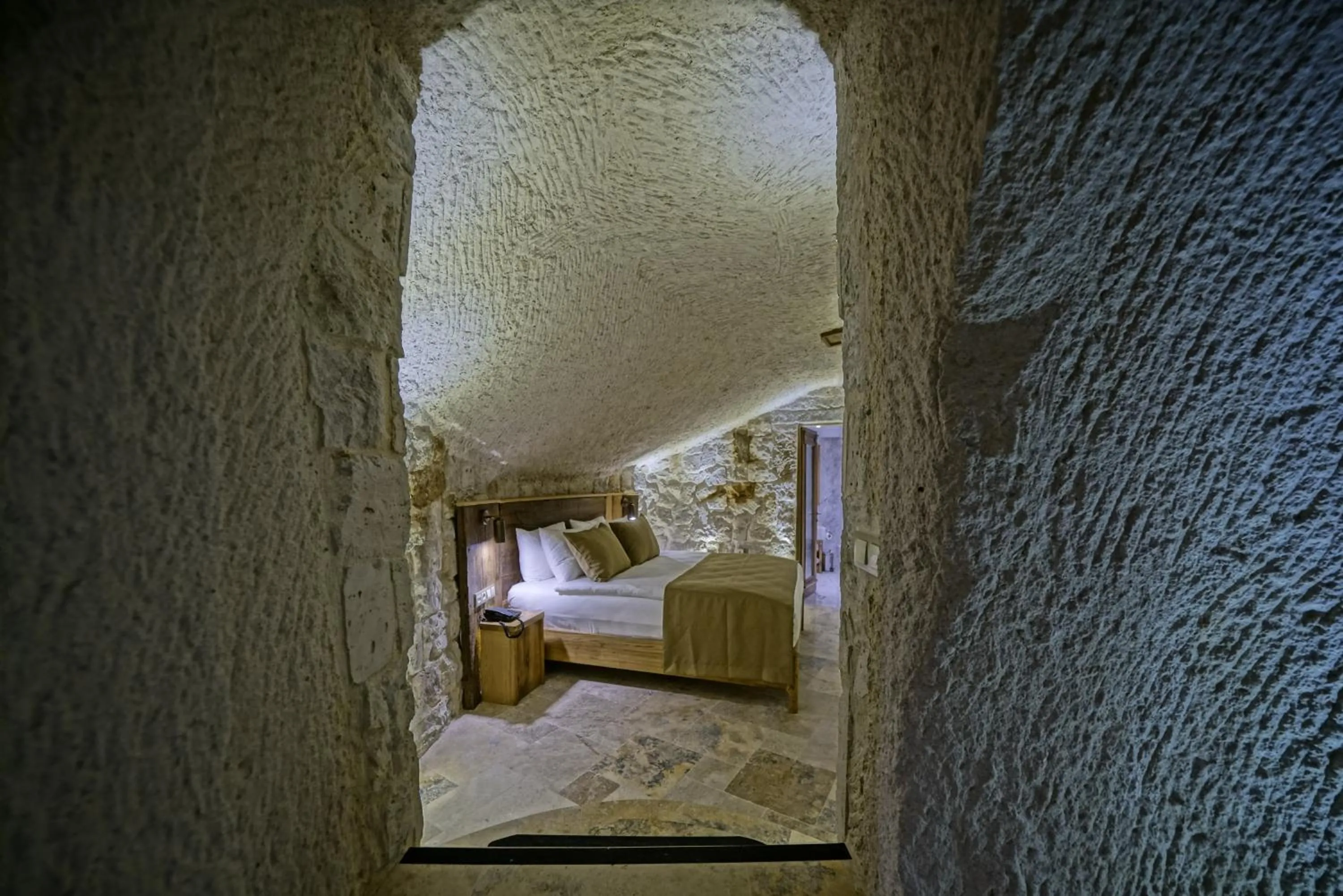 Bed in Kappadoks Cave Hotel