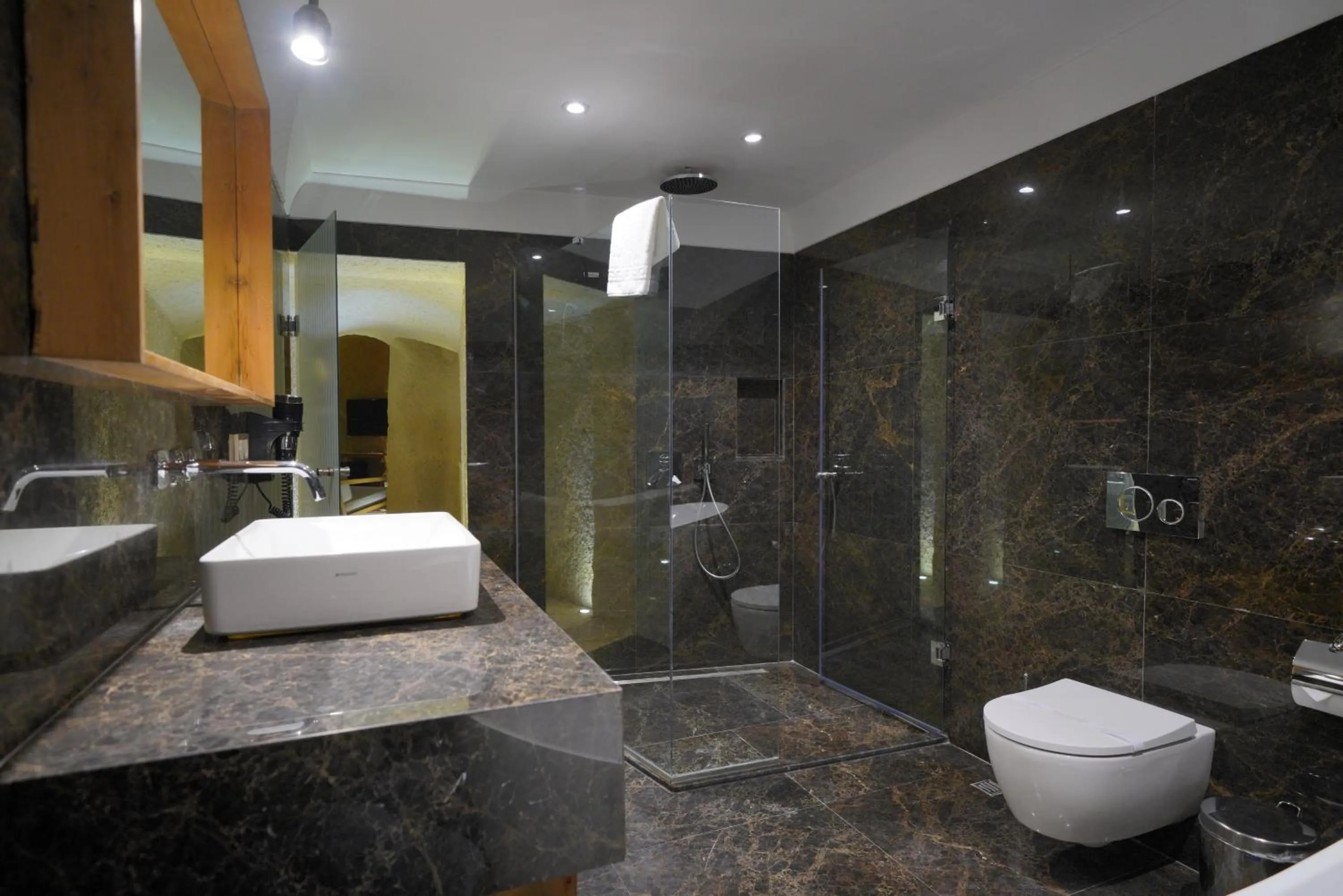 Shower in Kappadoks Cave Hotel