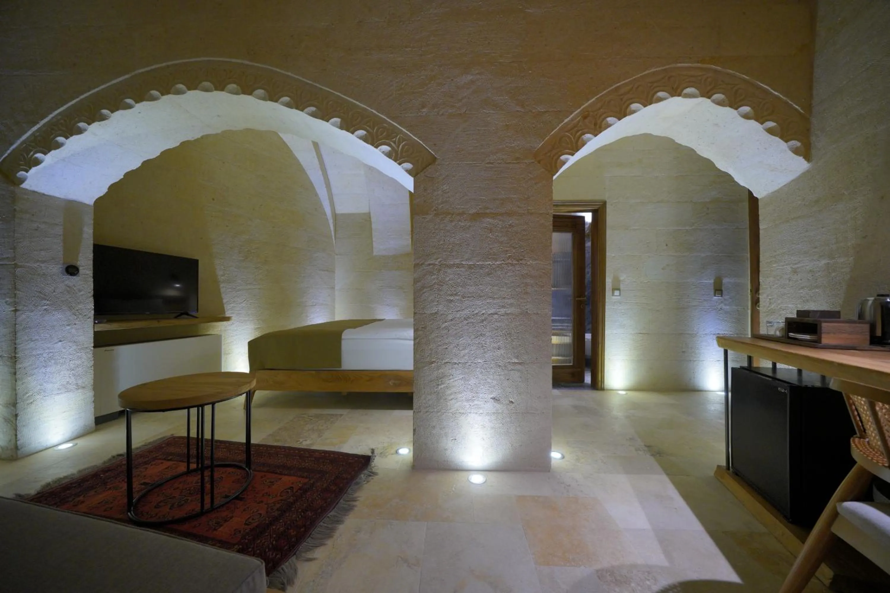 Bed in Kappadoks Cave Hotel