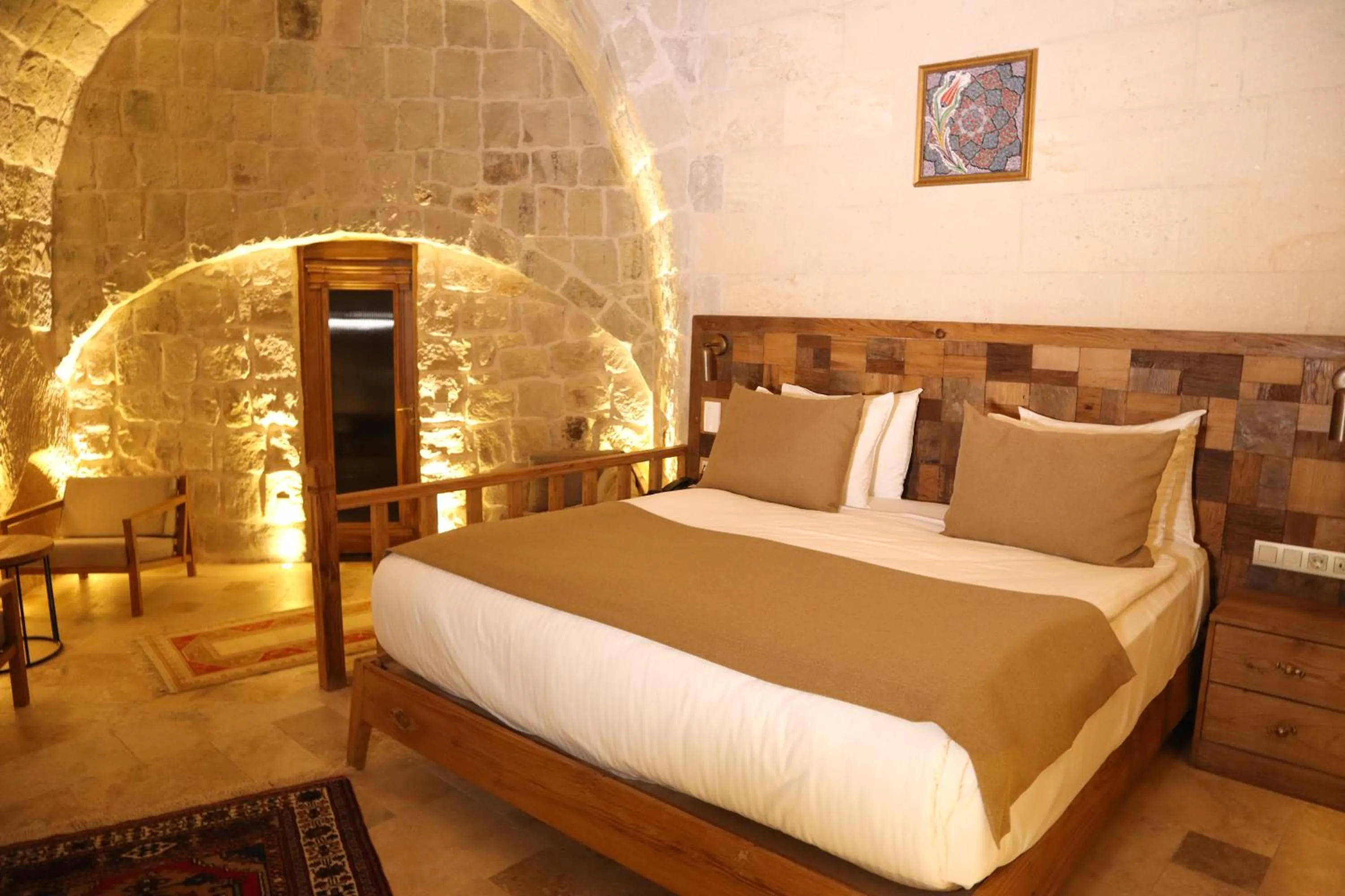 Bed in Kappadoks Cave Hotel