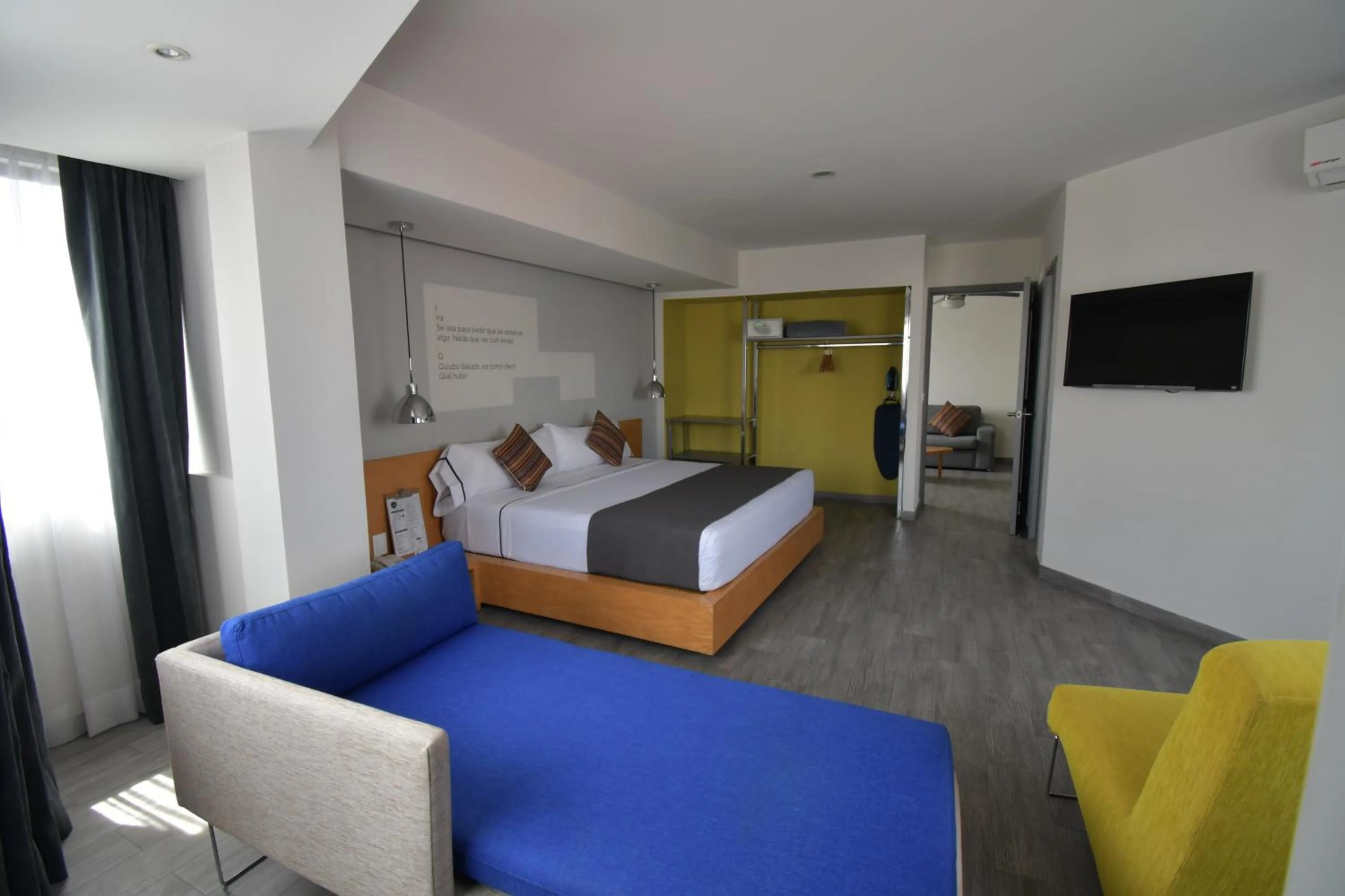 Bed in Hotel Perla Central