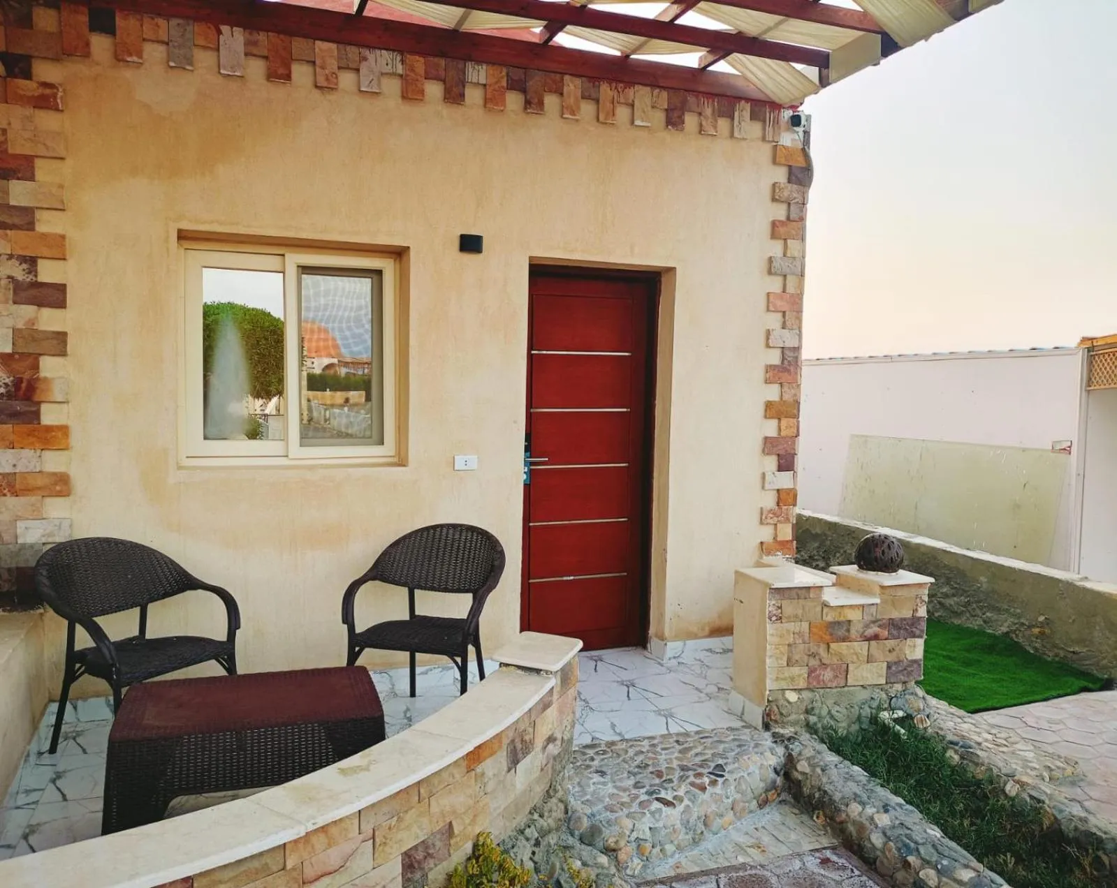Balcony/Terrace in Dolphin Continental Hotel