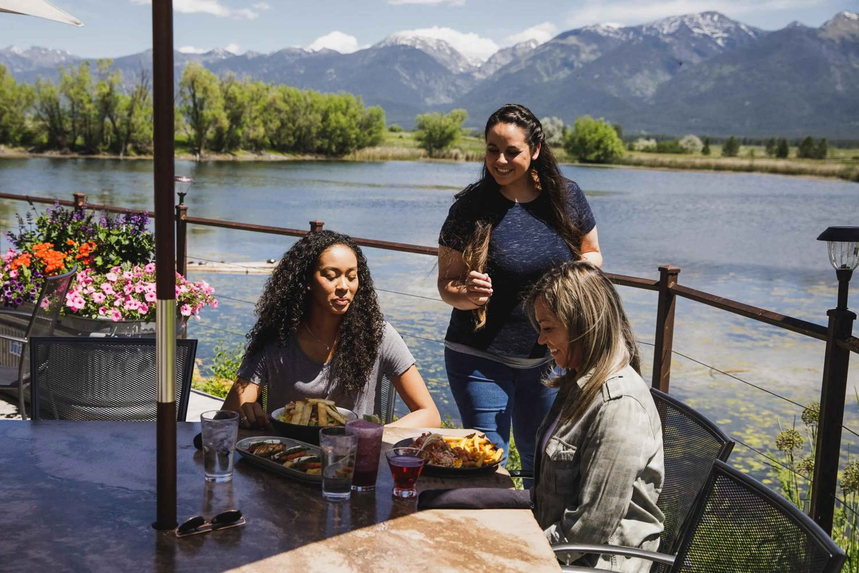 Patio in Ninepipes Lodge