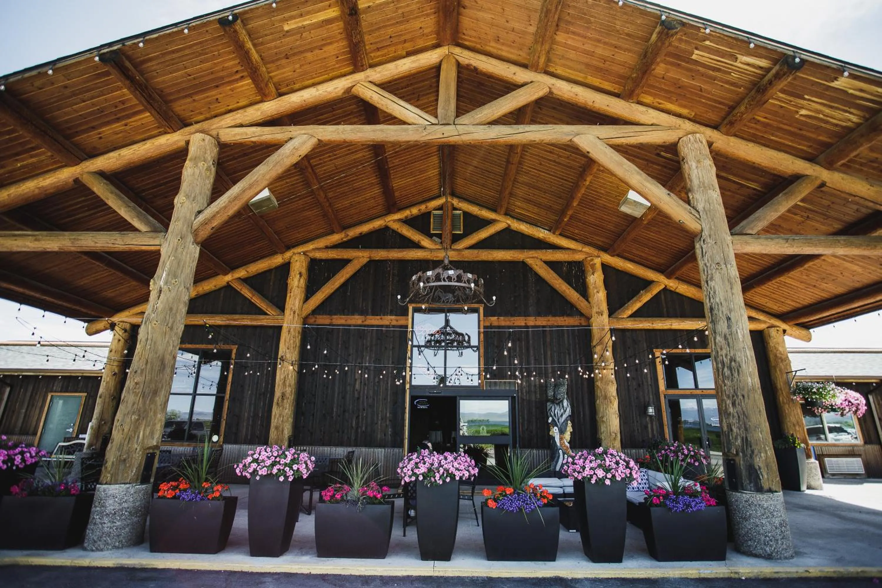 Property building in Ninepipes Lodge